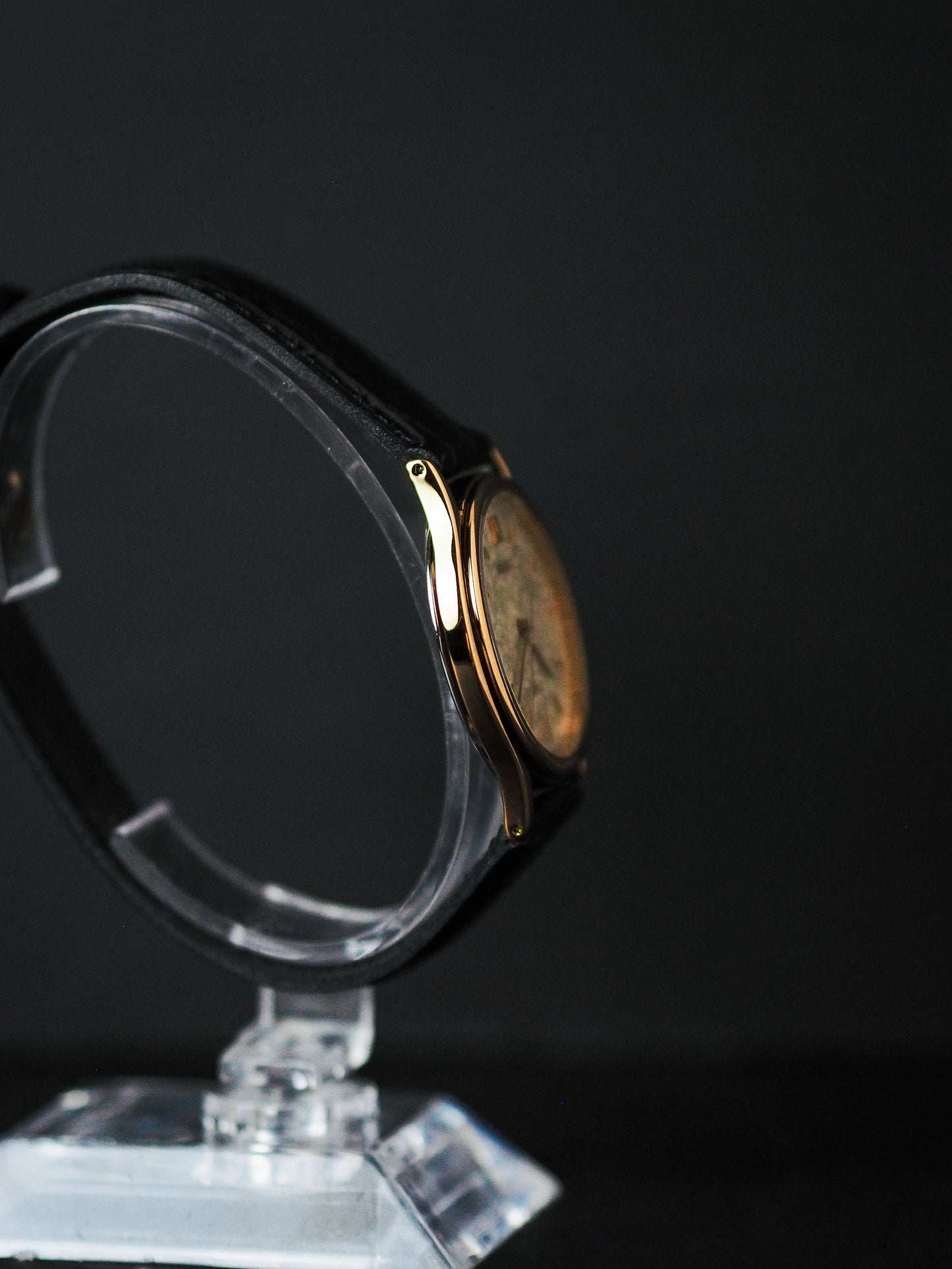 Seiko Dolce 5E31-6070 Gold White Kira-zuri Textured Dial