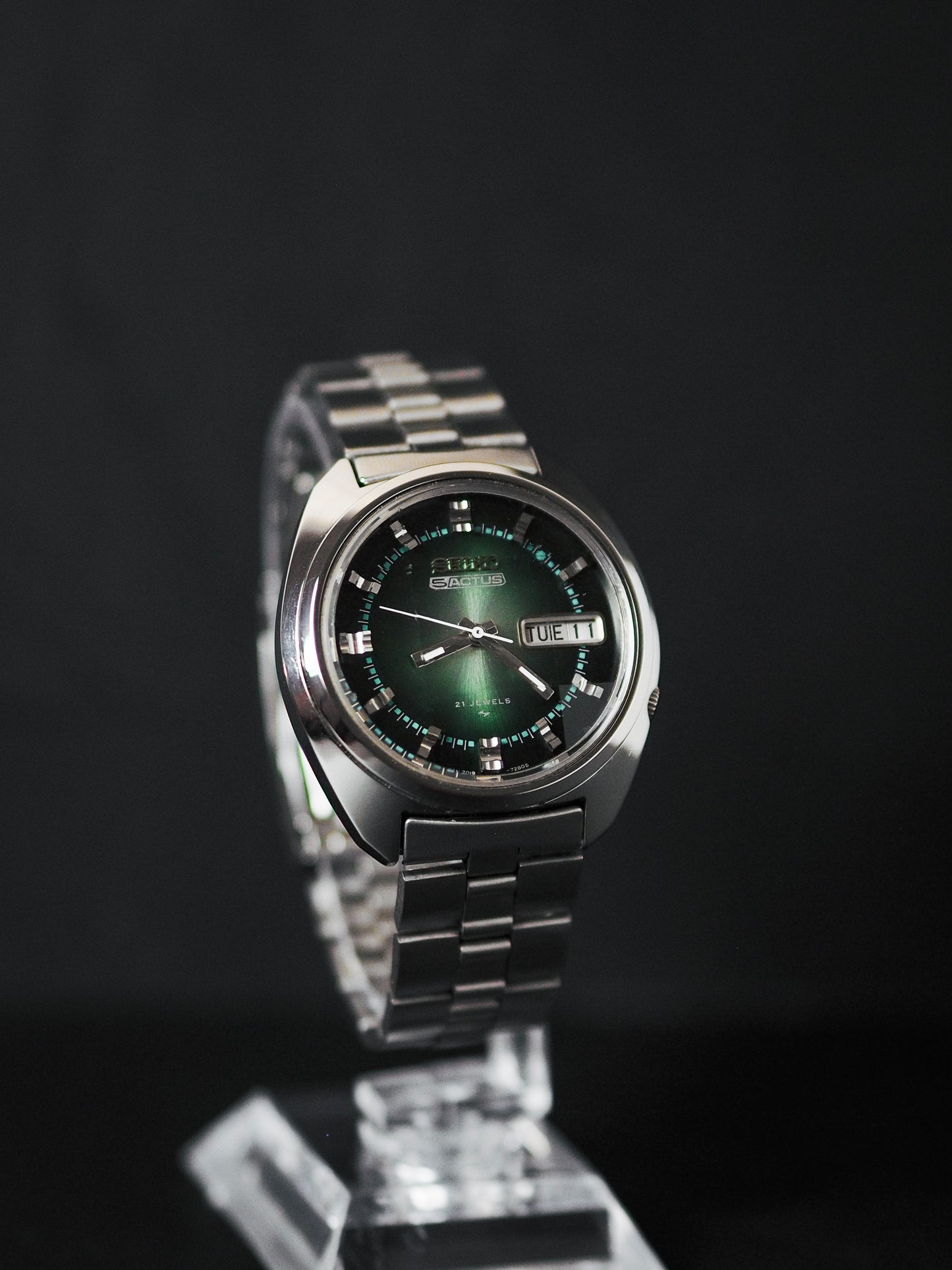 Seiko 5 Actus 7019-7210 JDM Faceted Crystal Green Sunburst Dial