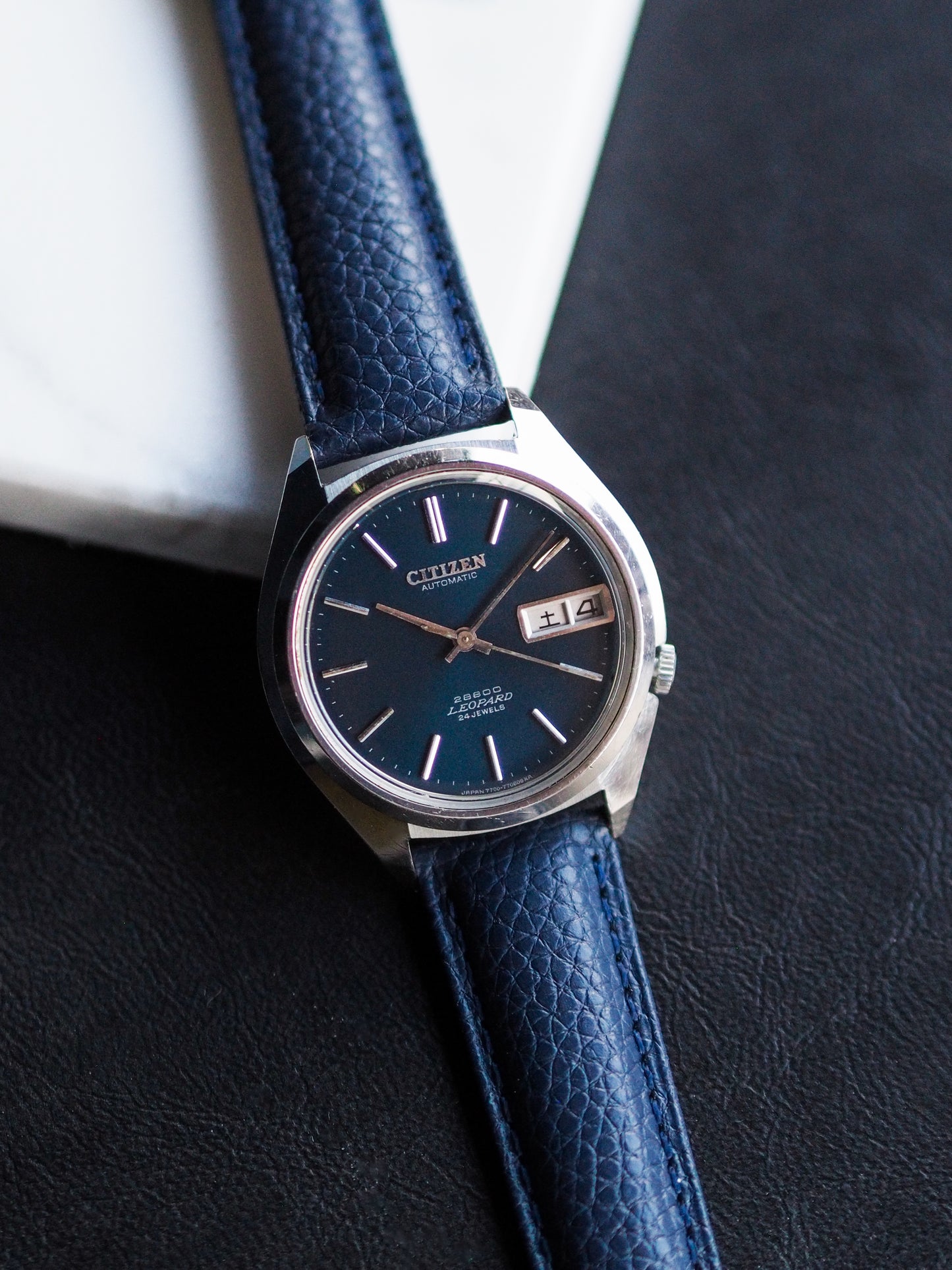 Citizen Leopard 4-770382 Y Hi-Beat 28800 Dark Blue Textured Sunburst Dial