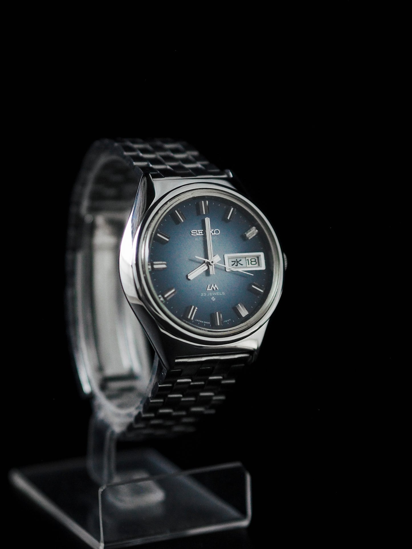 Seiko LM 5606-7260 Lord Matic Blue Radiant Linen Dial