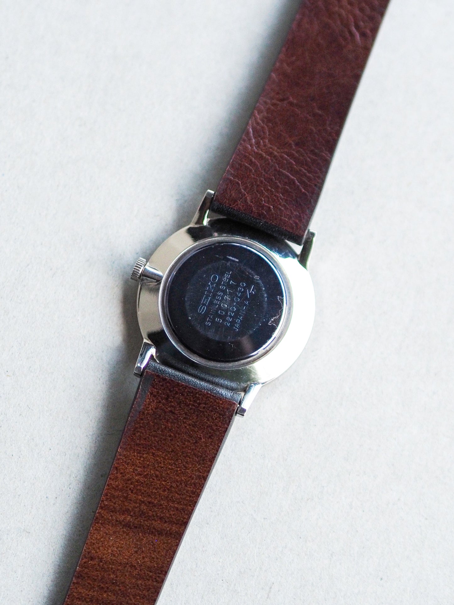 Seiko Chariot 2220-0430 Enamel White Roman Dial