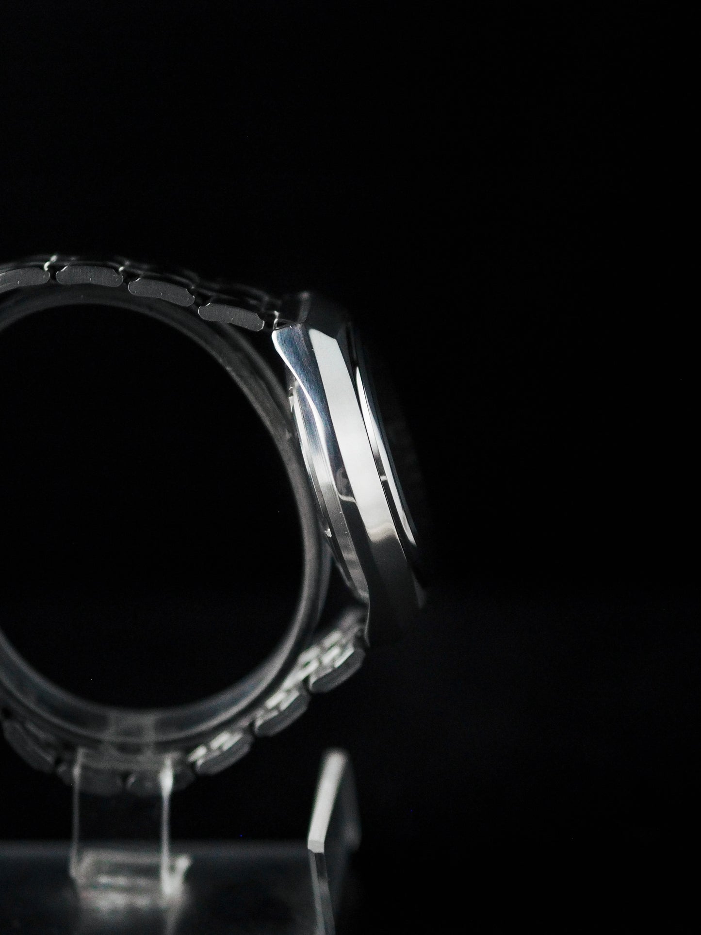 Seiko 5 Actus SS 6106-8680 JDM Dark Blue Sunburst Dial