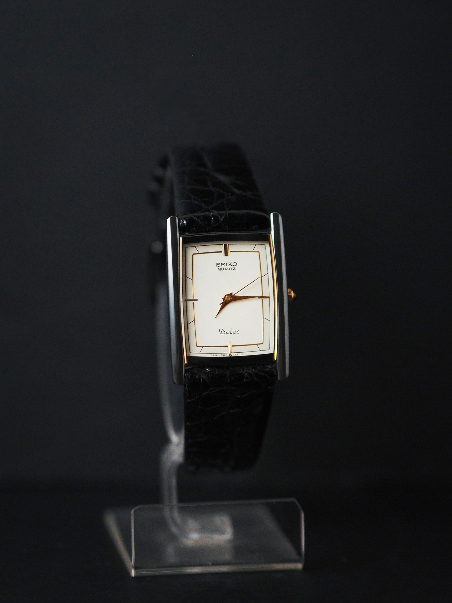 Seiko Dolce 7321-5830 Quartz Tank Black Ceramic White Ivory Dial