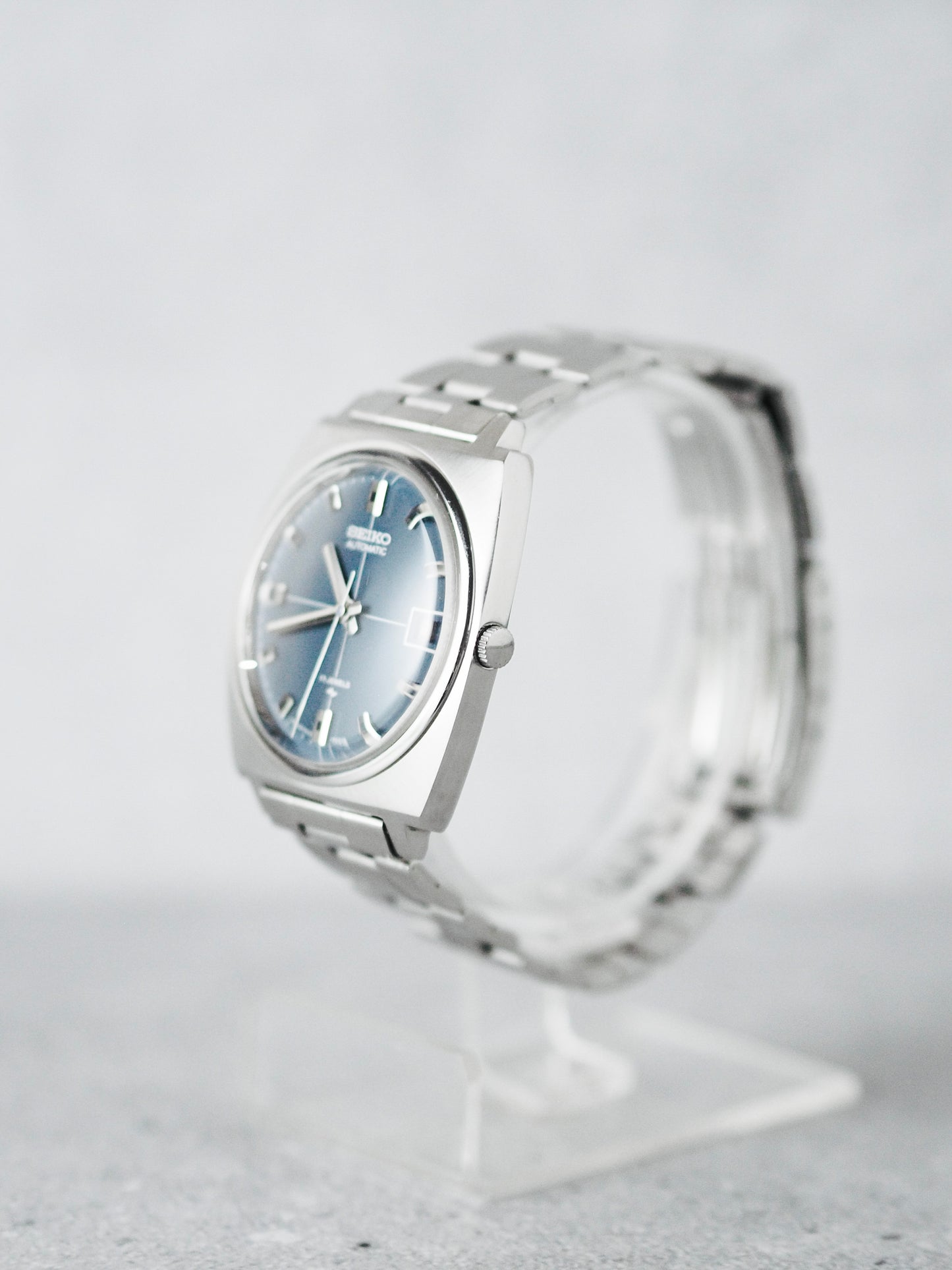 Seiko Automatic 7005-7001 Matte Blue Crosshair Dial