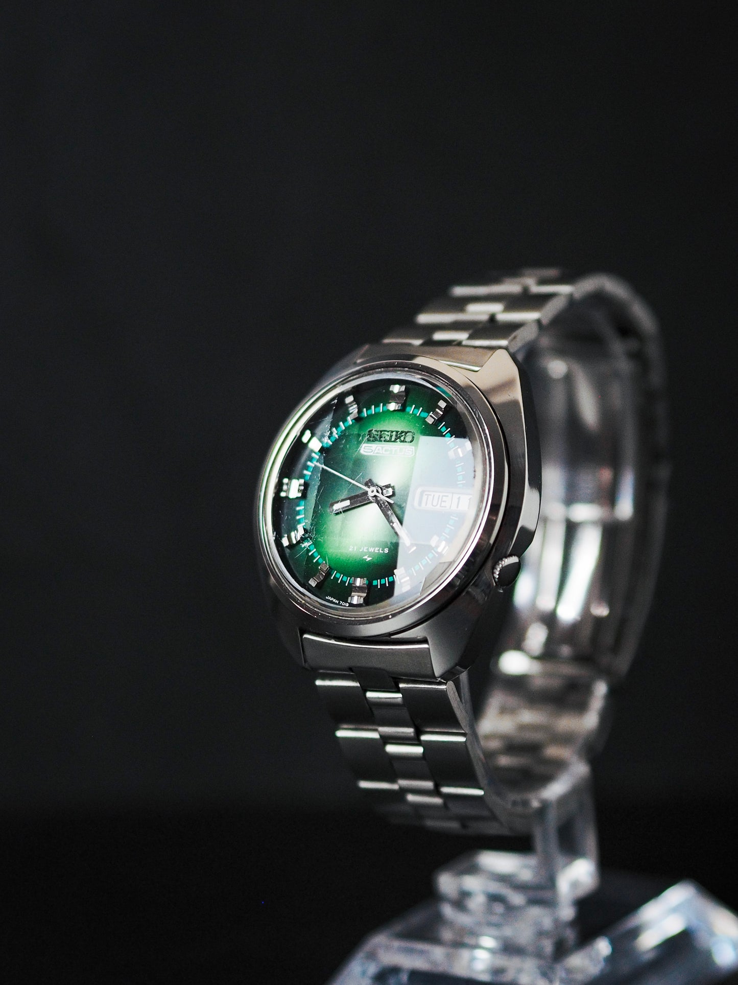 Seiko 5 Actus 7019-7210 JDM Faceted Crystal Green Sunburst Dial