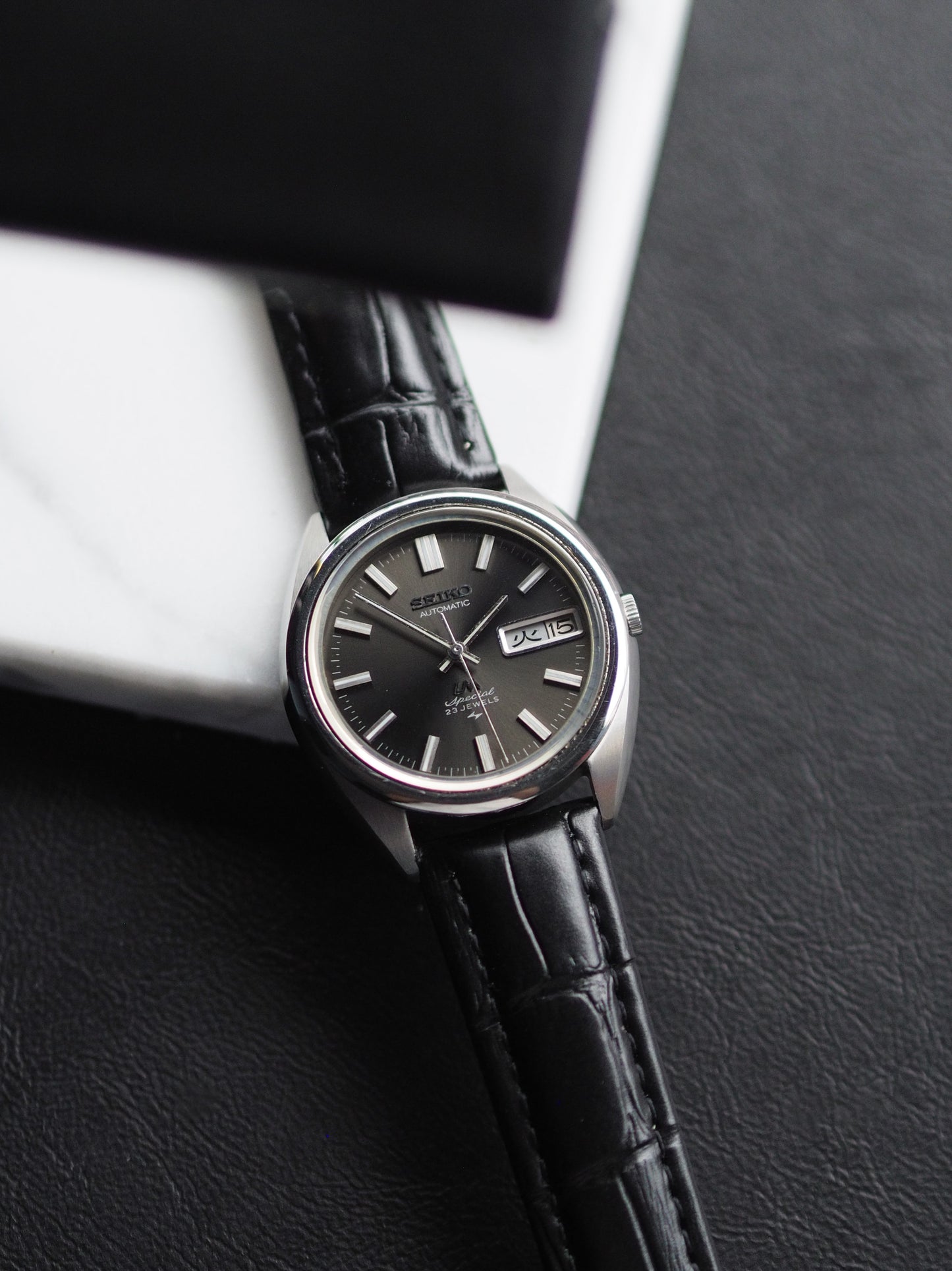 Seiko LM 5206-6020 Lord Matic Special Black Sunburst Dial