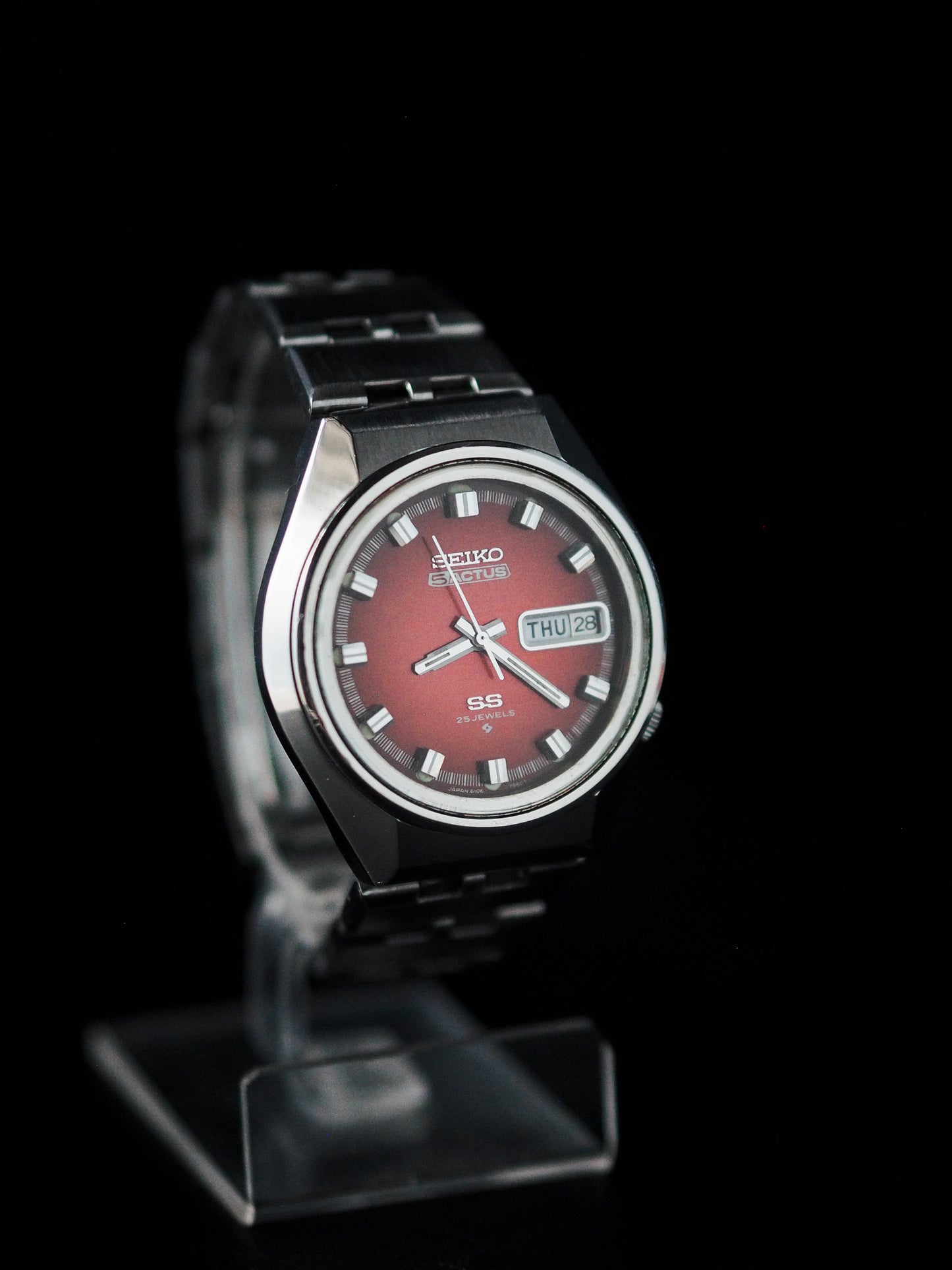 Seiko 5 Actus SS 6106-7690 JDM cadran rouge