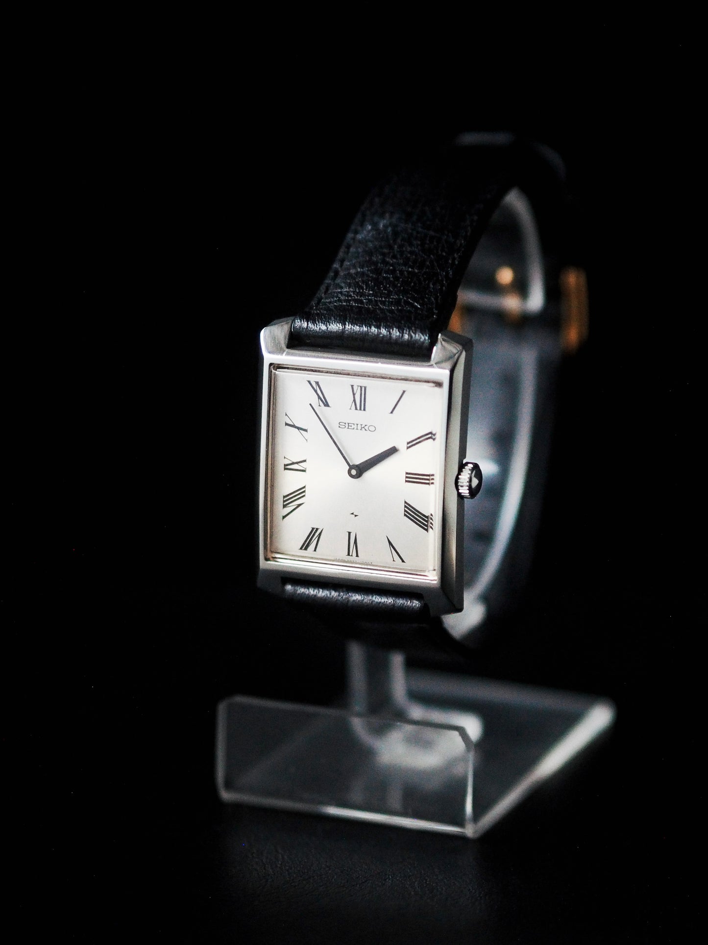 Seiko Chariot Tank 2220-3031 Hi-Beat Silver Sunburst Roman Dial