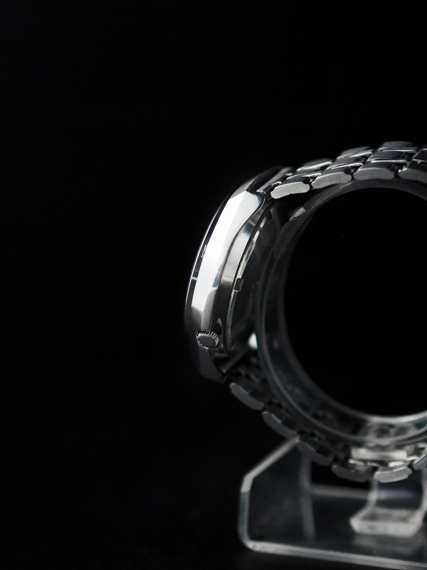 Seiko 5 Actus SS 6106-8680 JDM Dark Blue Sunburst Dial