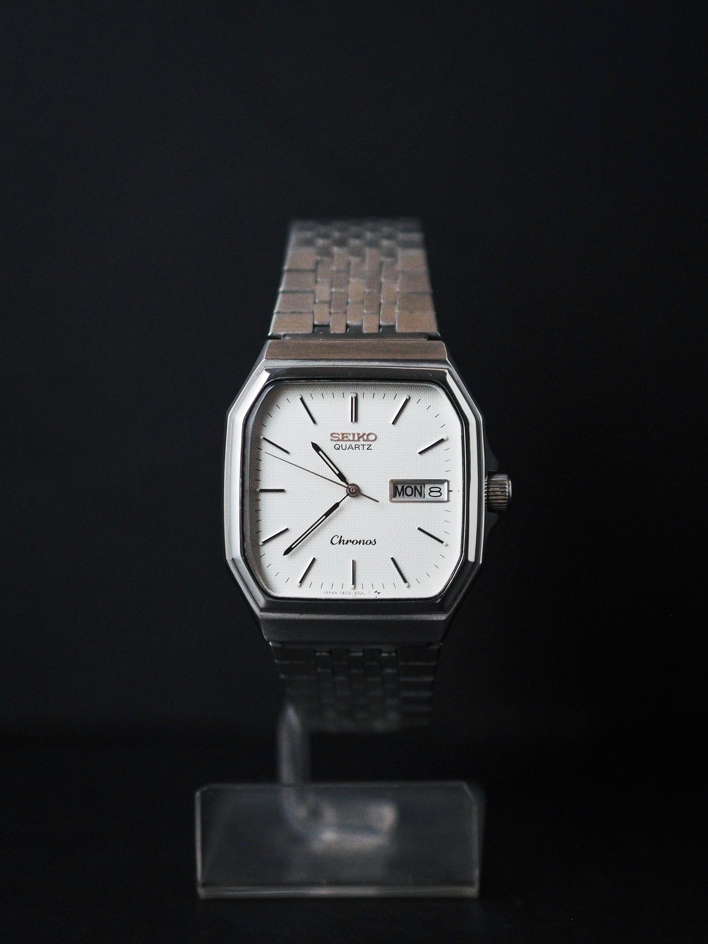 Seiko Chronos JDM 7433-5010 Octagon Case White Textured Dial