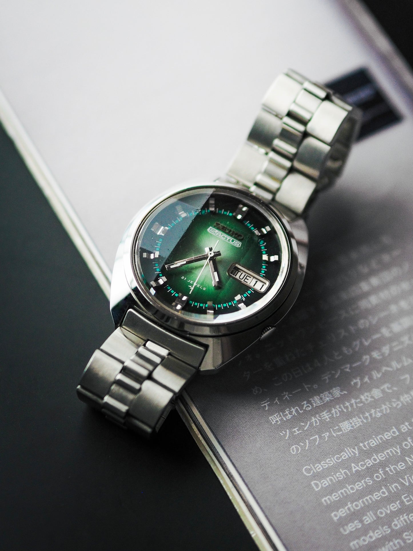 Seiko 5 Actus 7019-7210 JDM Faceted Crystal Green Sunburst Dial