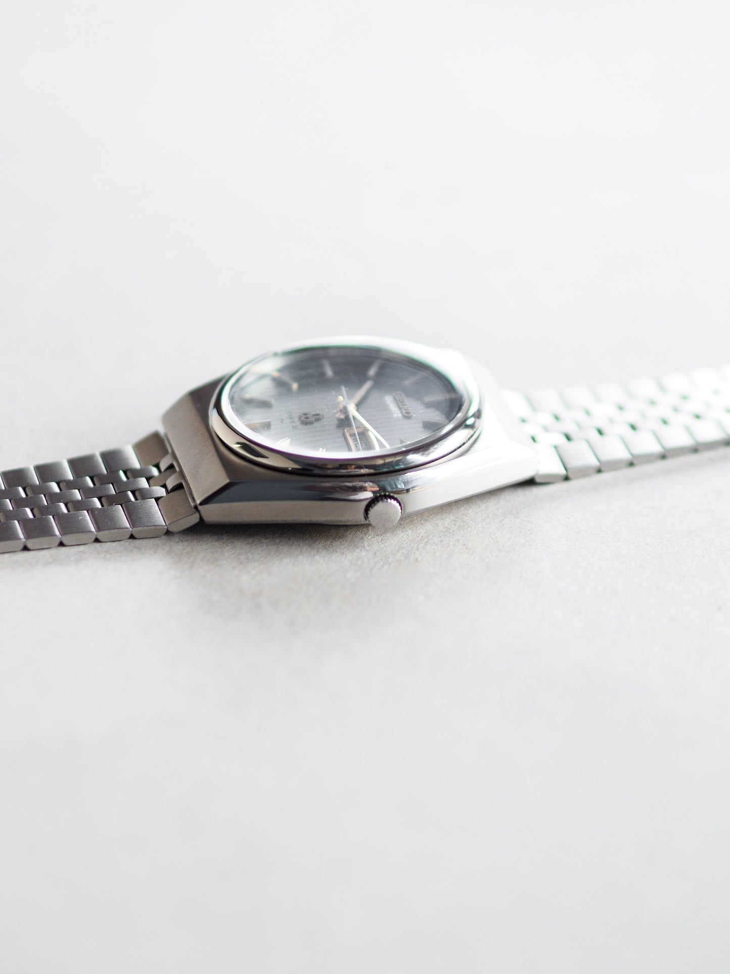 Seiko Quartz 4336-8030 Type II Green Gradient Pinstripe Dial