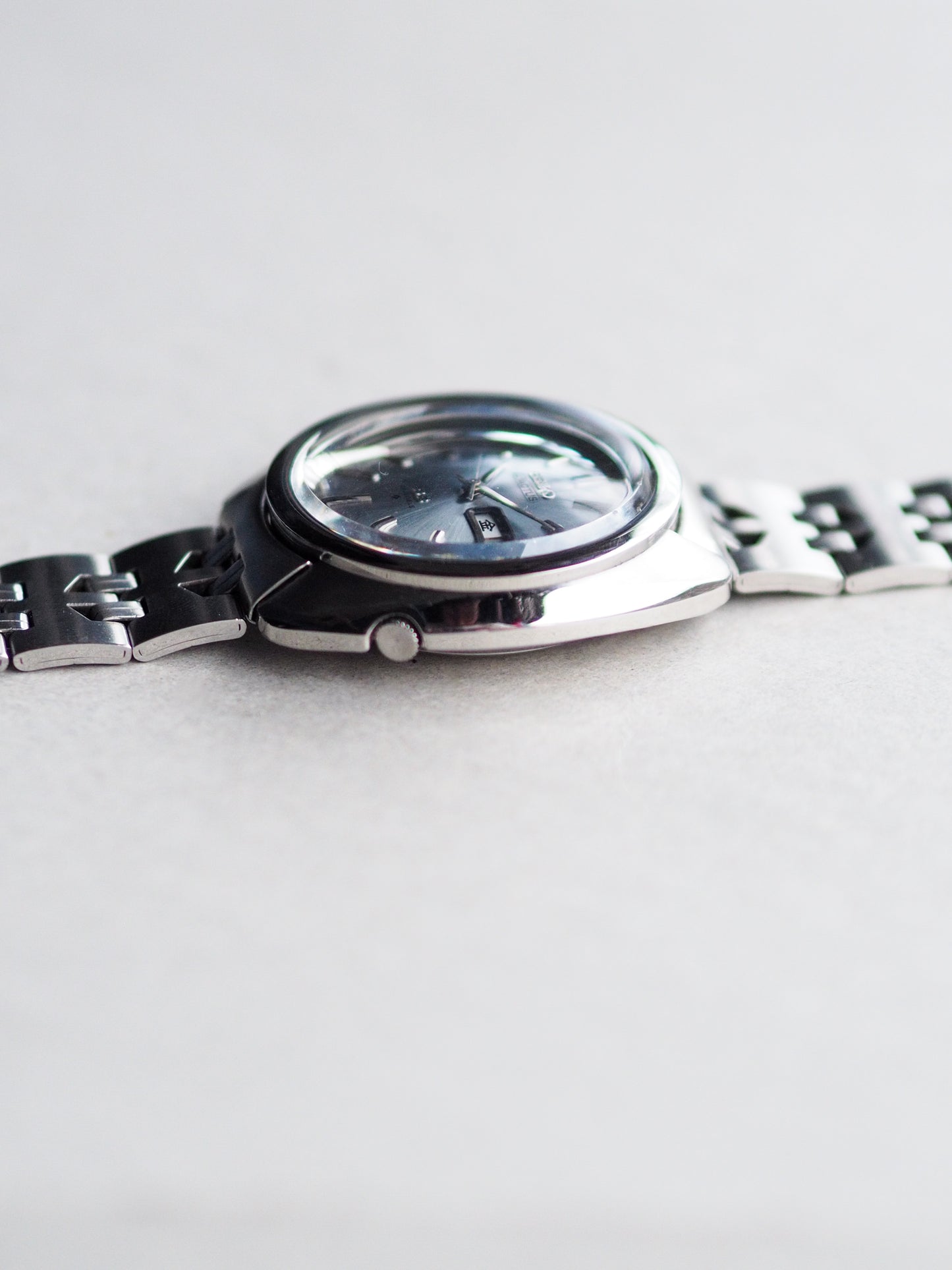 Seiko 5 Actus SS 6106-8440 Icy Blue Sunburst Dial