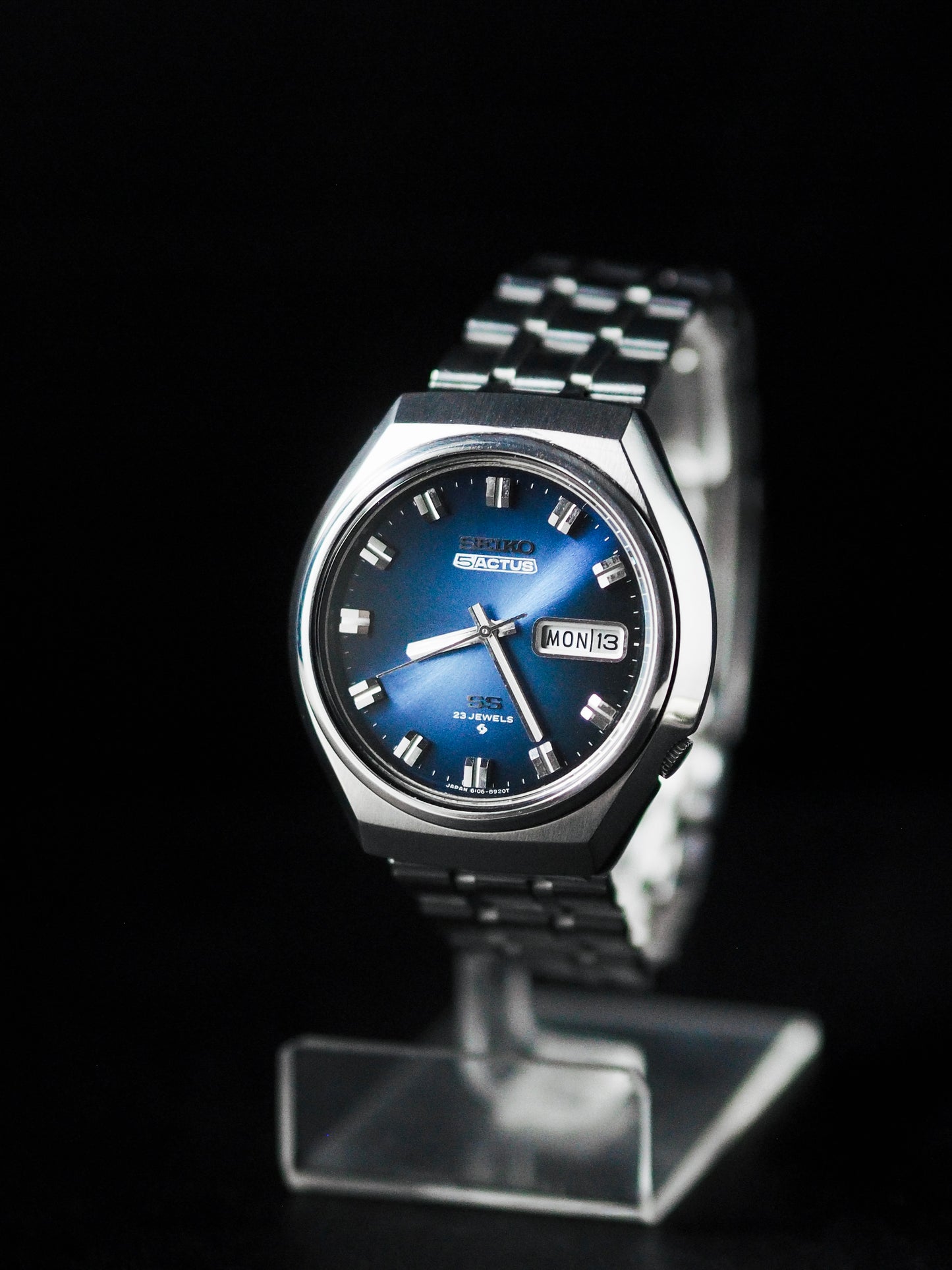 Seiko 5 Actus SS 6106-8680 JDM Dark Blue Sunburst Dial