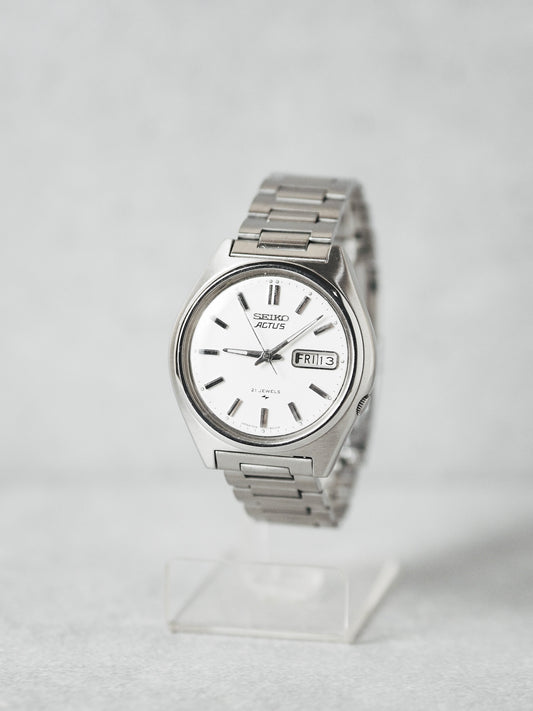 Seiko Actus 7019-8010 White Linen Dial