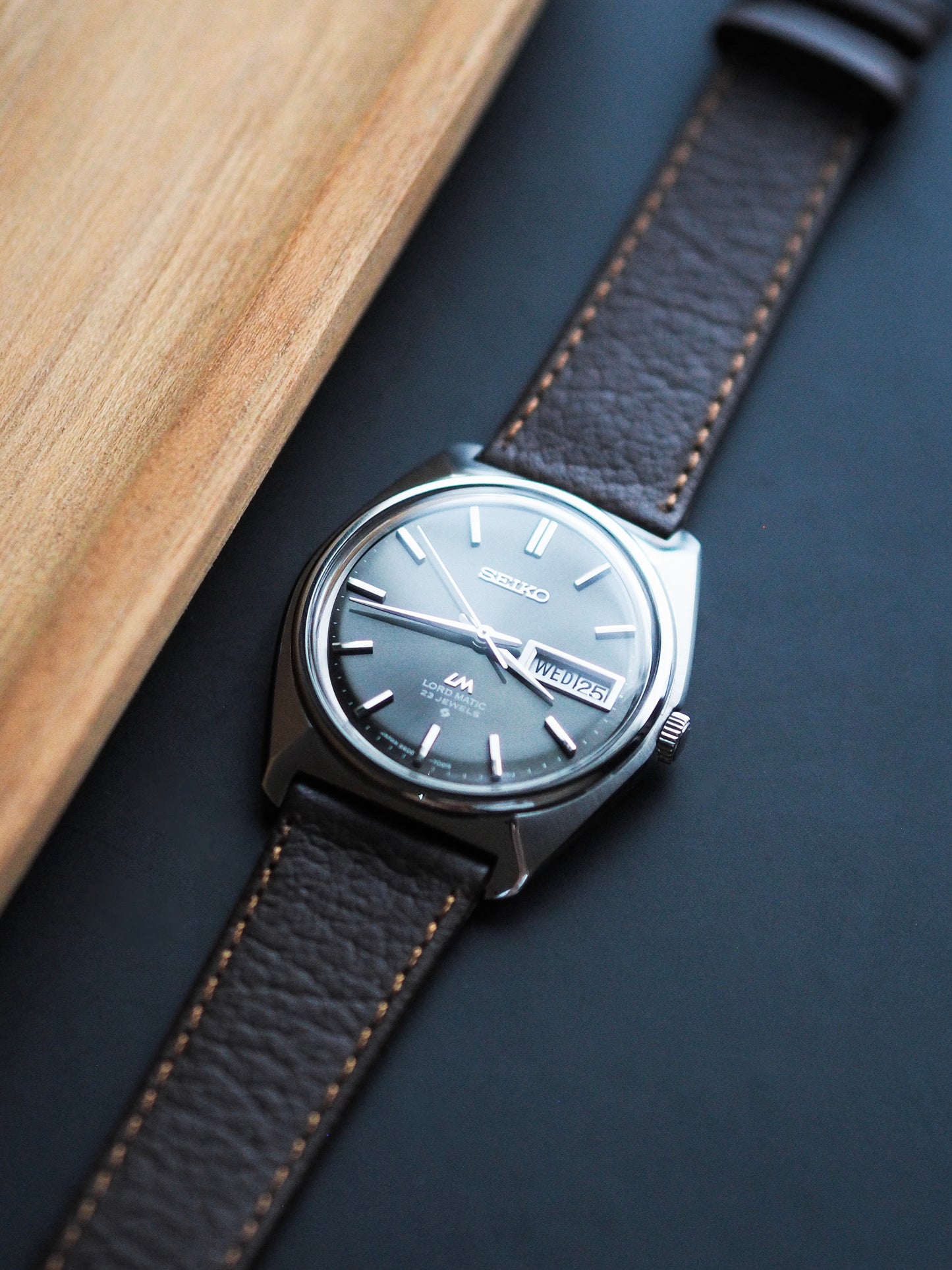 Seiko LM 5606-7000 Lord Matic Black Sunburst Dial