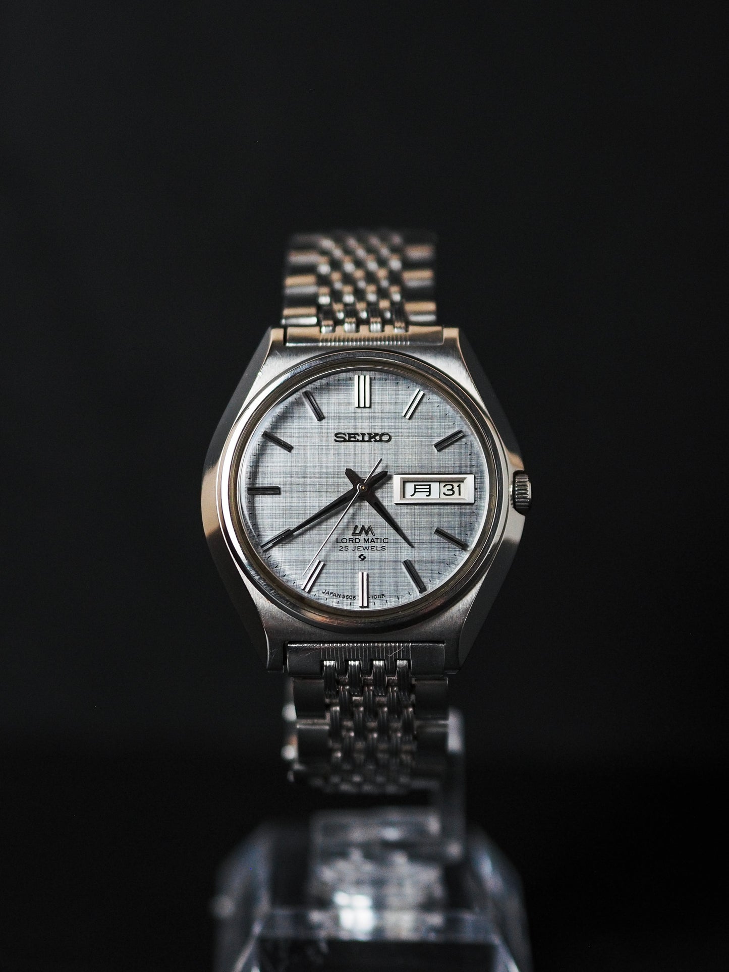 Seiko LM 5606-7010 Lord Matic Grey Linen Dial
