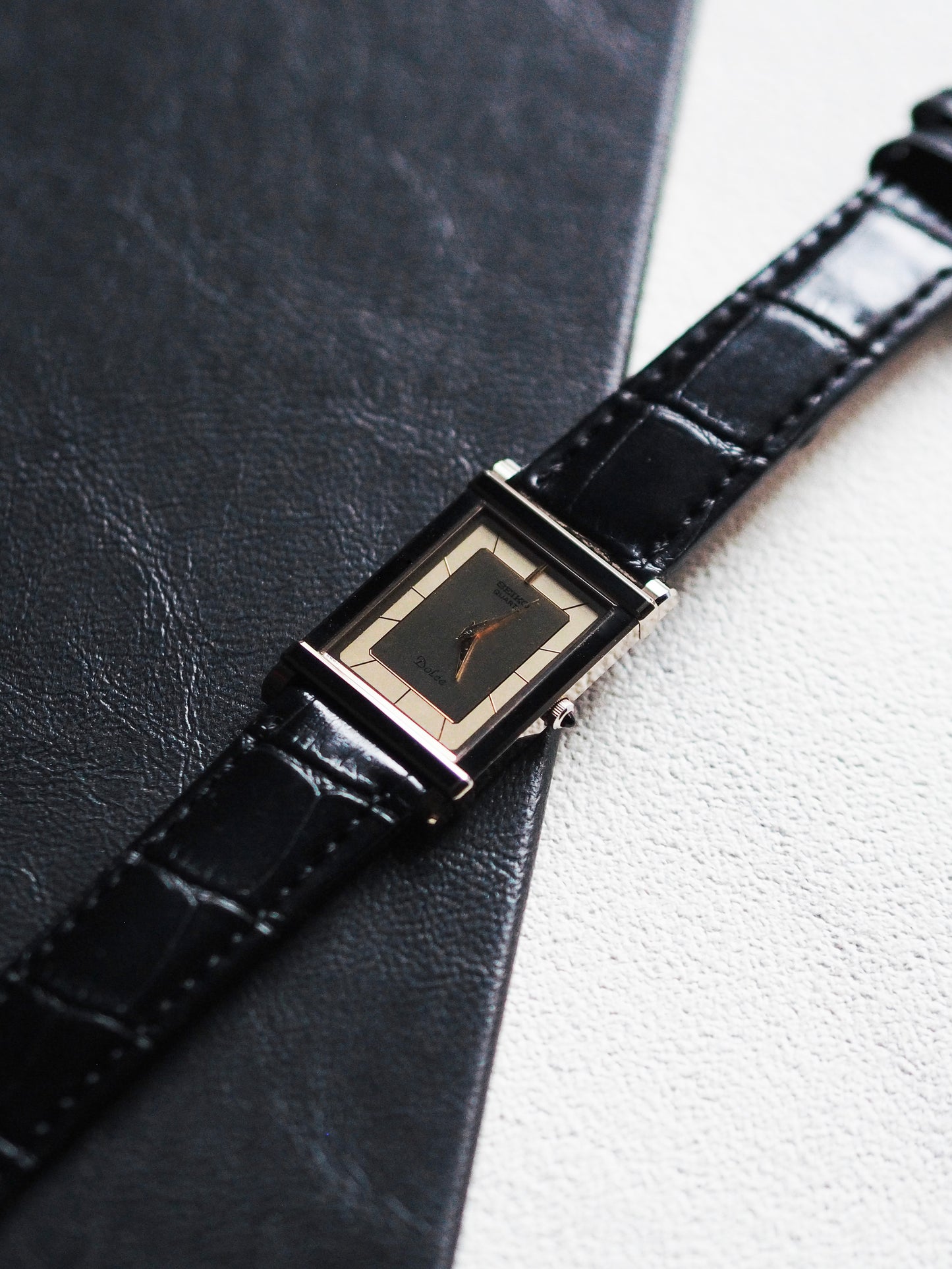 Seiko Dolce 1220-5110 Tank Chinoise Tungsten Carbide Gold Champagne Dial