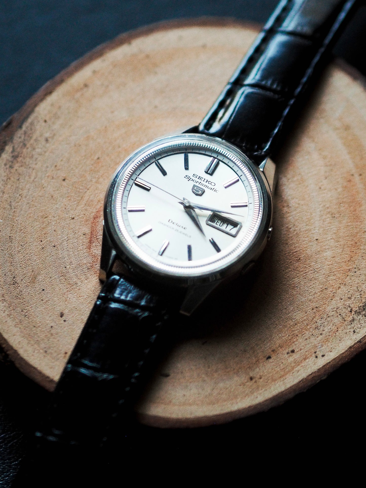 Seiko Sportmatic 5 Deluxe 7619-7010 Inner Fluted Silver Sunburst Dial