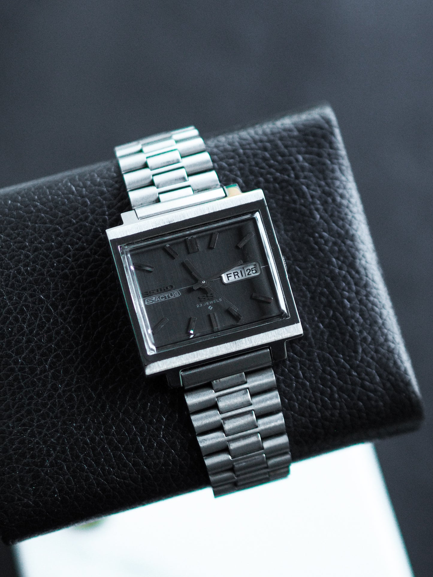 Seiko 5 Actus SS 6106-5440 TV Shape Dark Gray Linen Dial