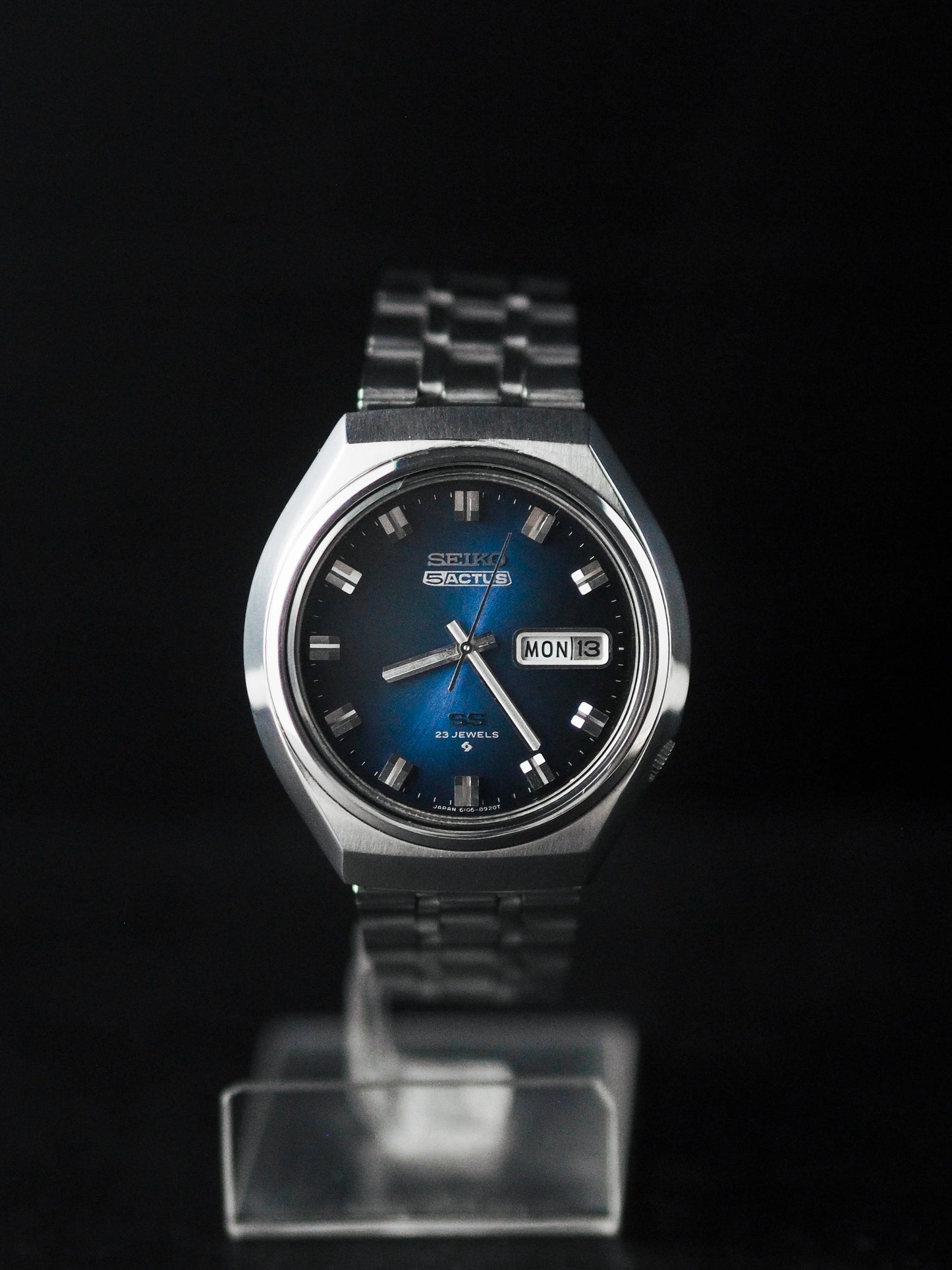 Seiko 5 Actus SS 6106-8680 JDM Dark Blue Sunburst Dial