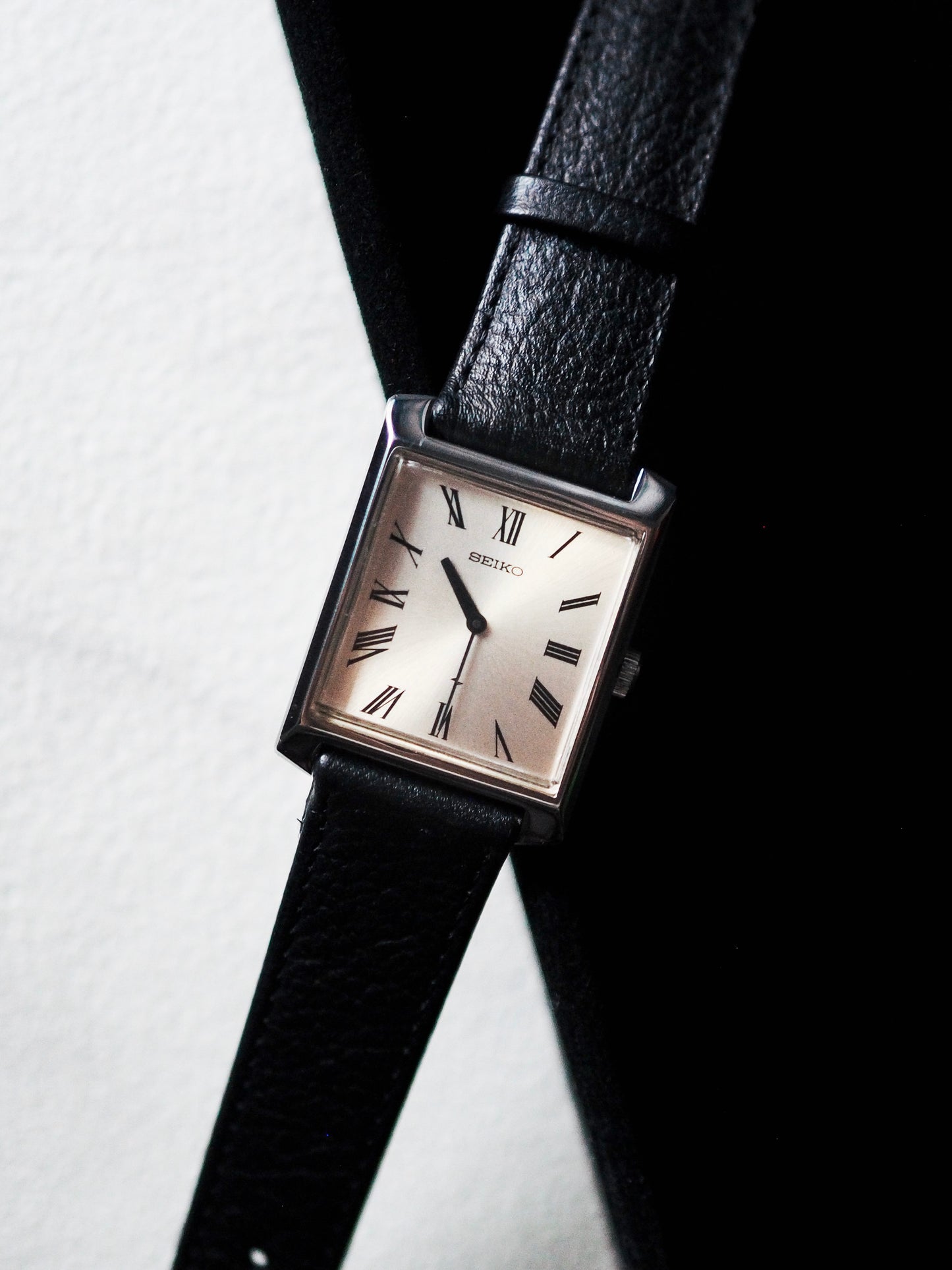 Seiko Chariot Tank 2220-3031 Hi-Beat Silver Sunburst Roman Dial