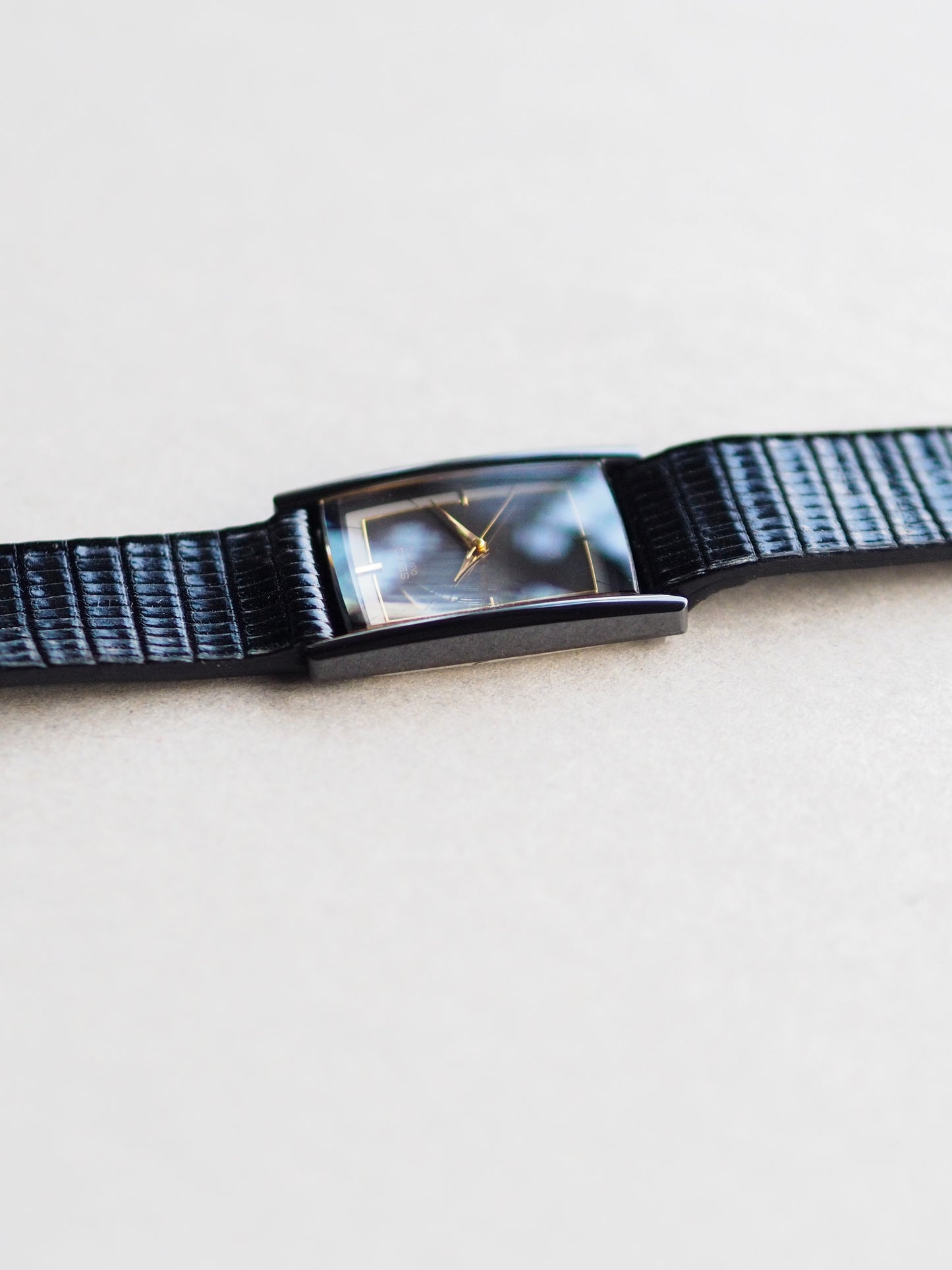 Seiko Dolce 7321-583A Quartz Tank Black Ceramic Black Tuxedo Dial