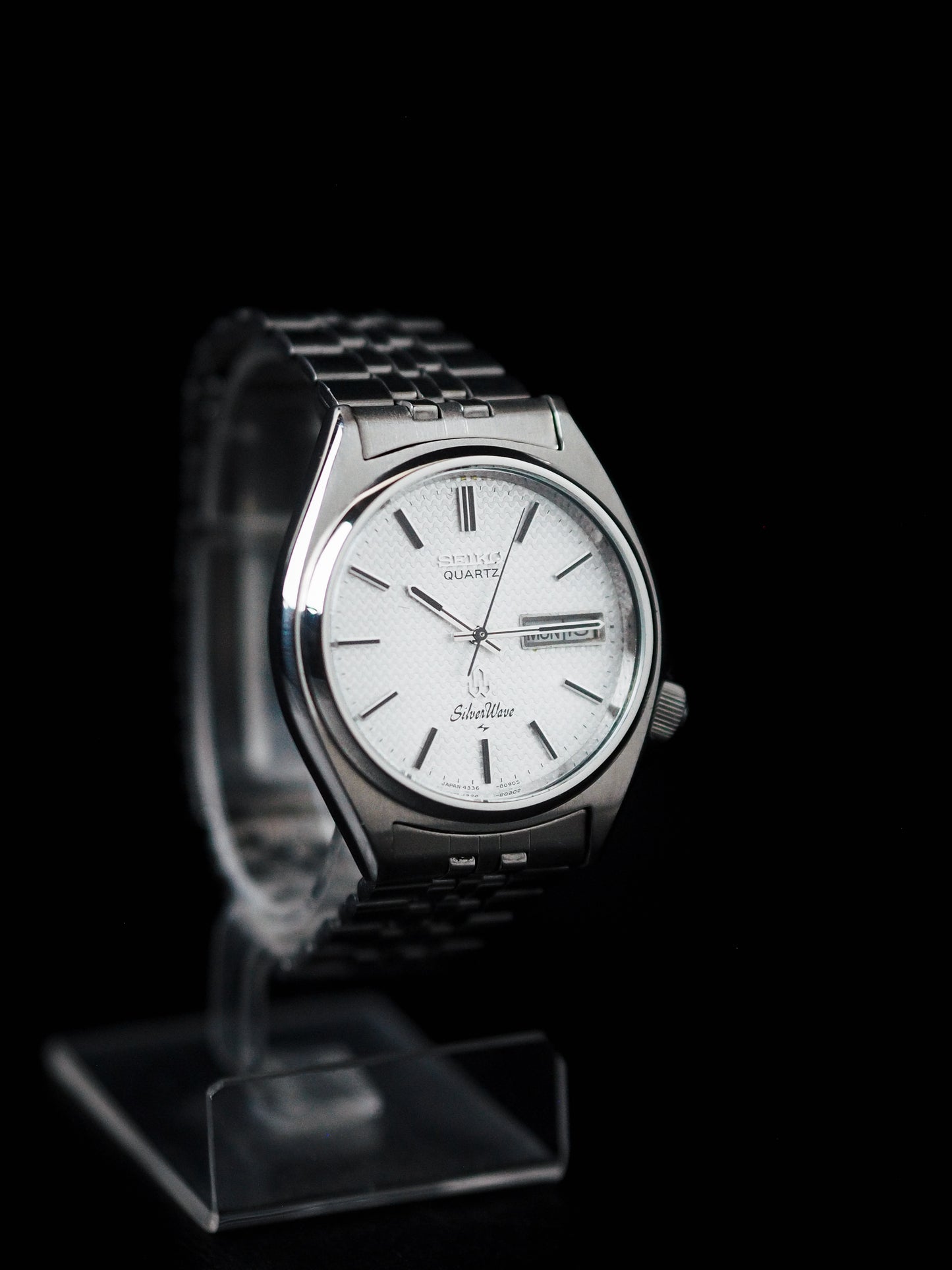 Seiko Quartz 4336-8090 Silverwave White Waffle Dial