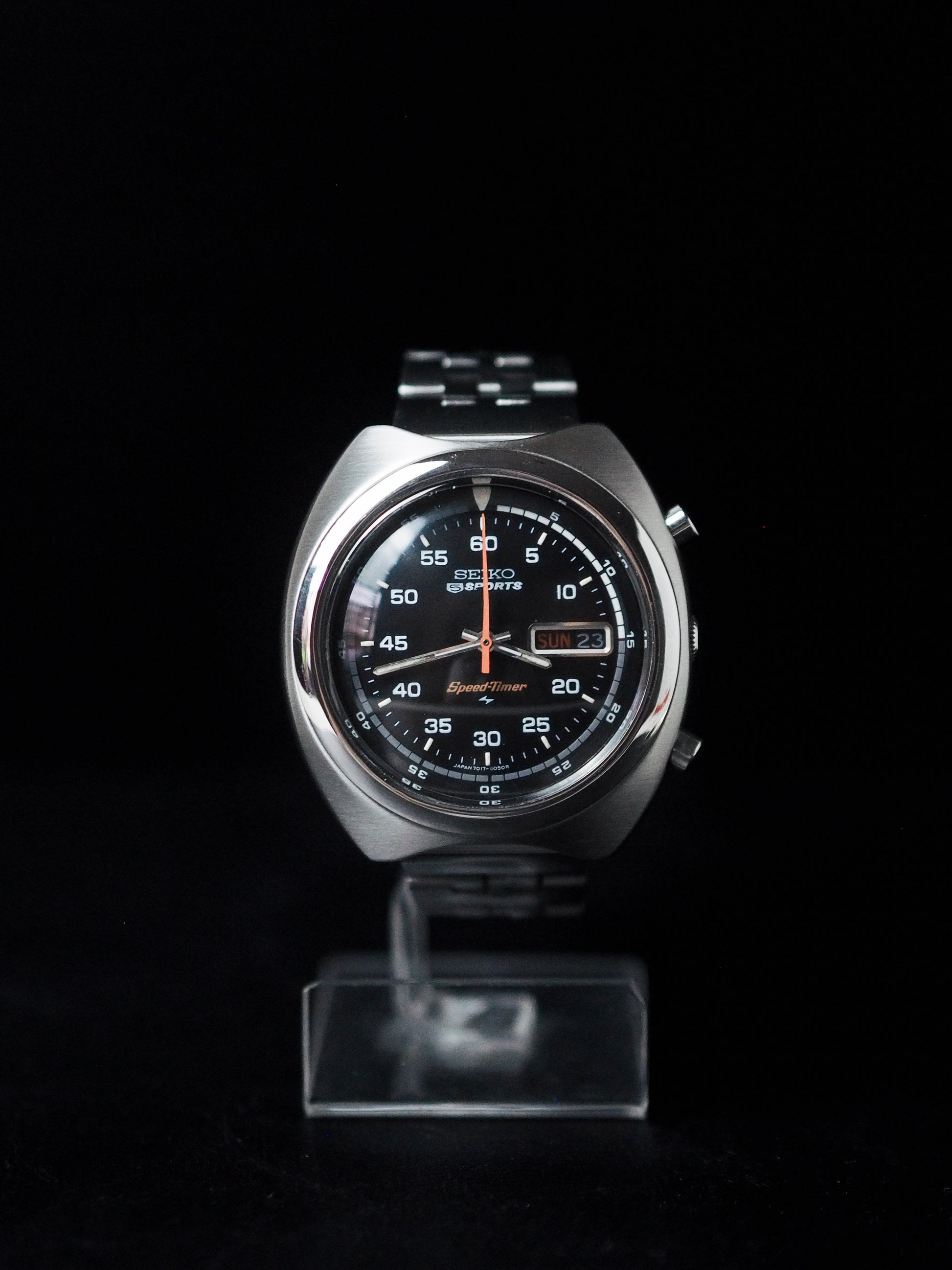 Seiko 5 Sports 7017-6040