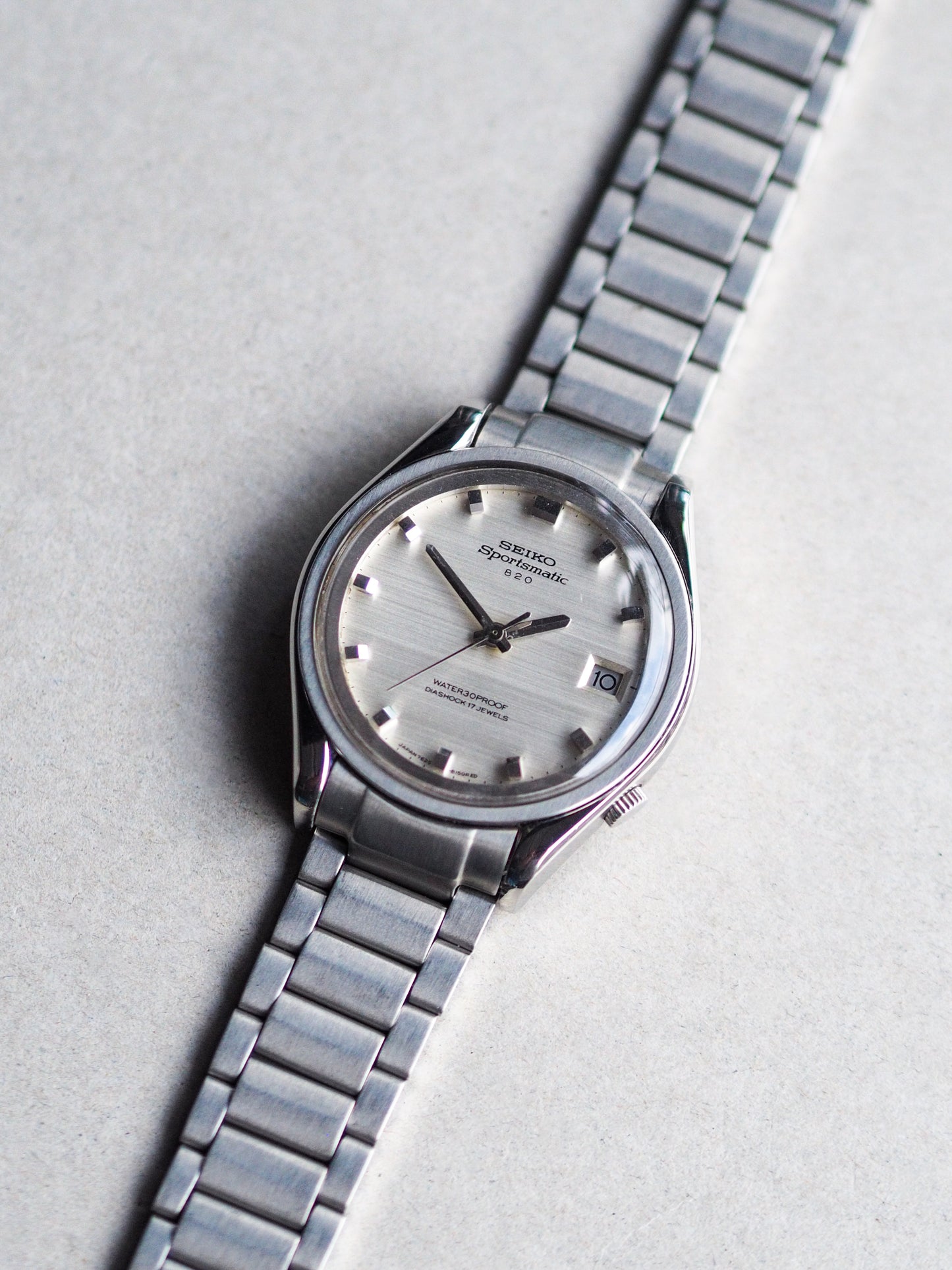 Seiko Sportmatic 820 7625-8130 Silver Linen Textured Dial