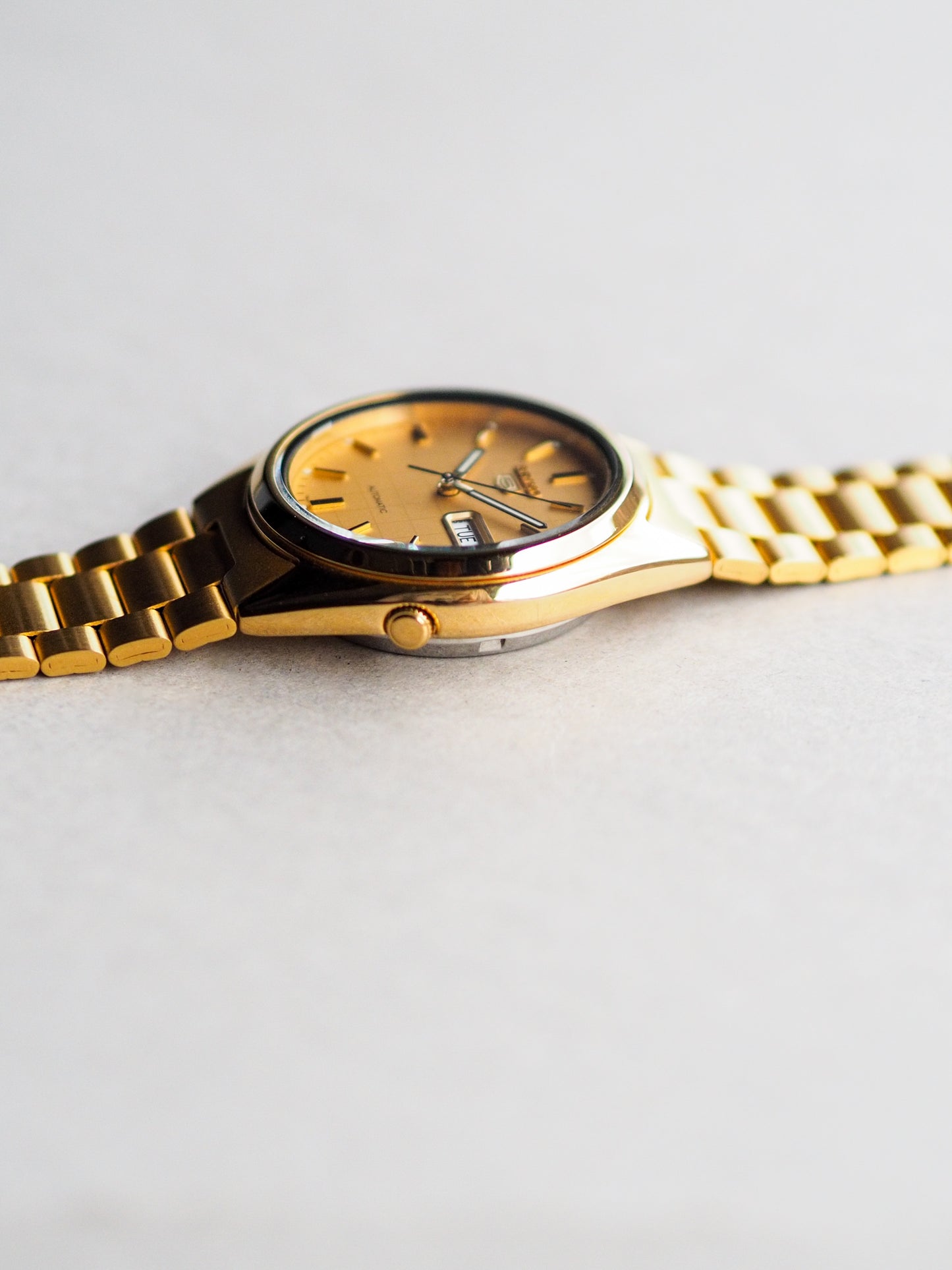 Seiko 5 SNXL72 7S26-0480 Automatic Gold Tone Gold Checkered Dial