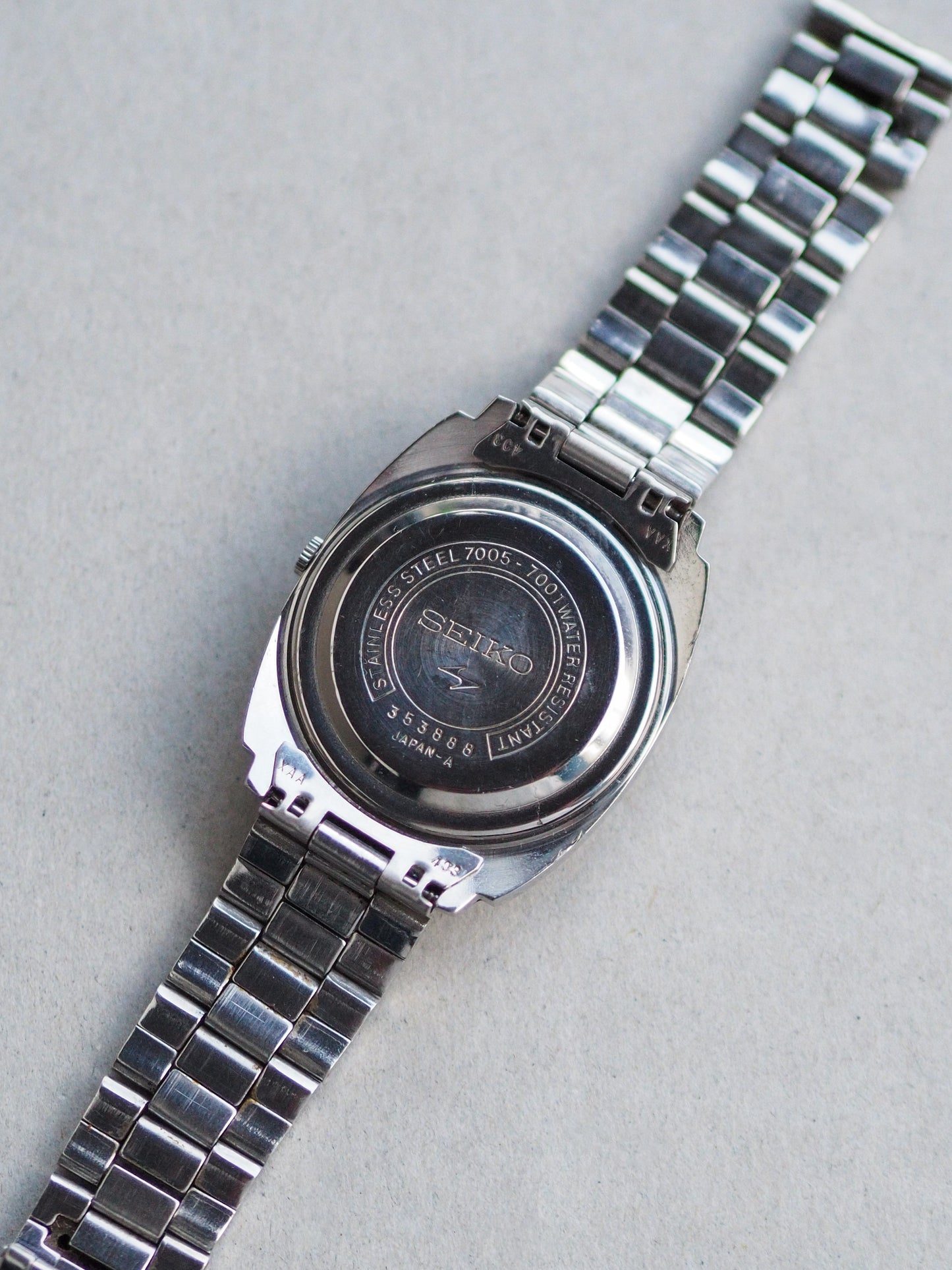 Seiko Automatic 7005-7001 Green Sunburst Crosshair Dial