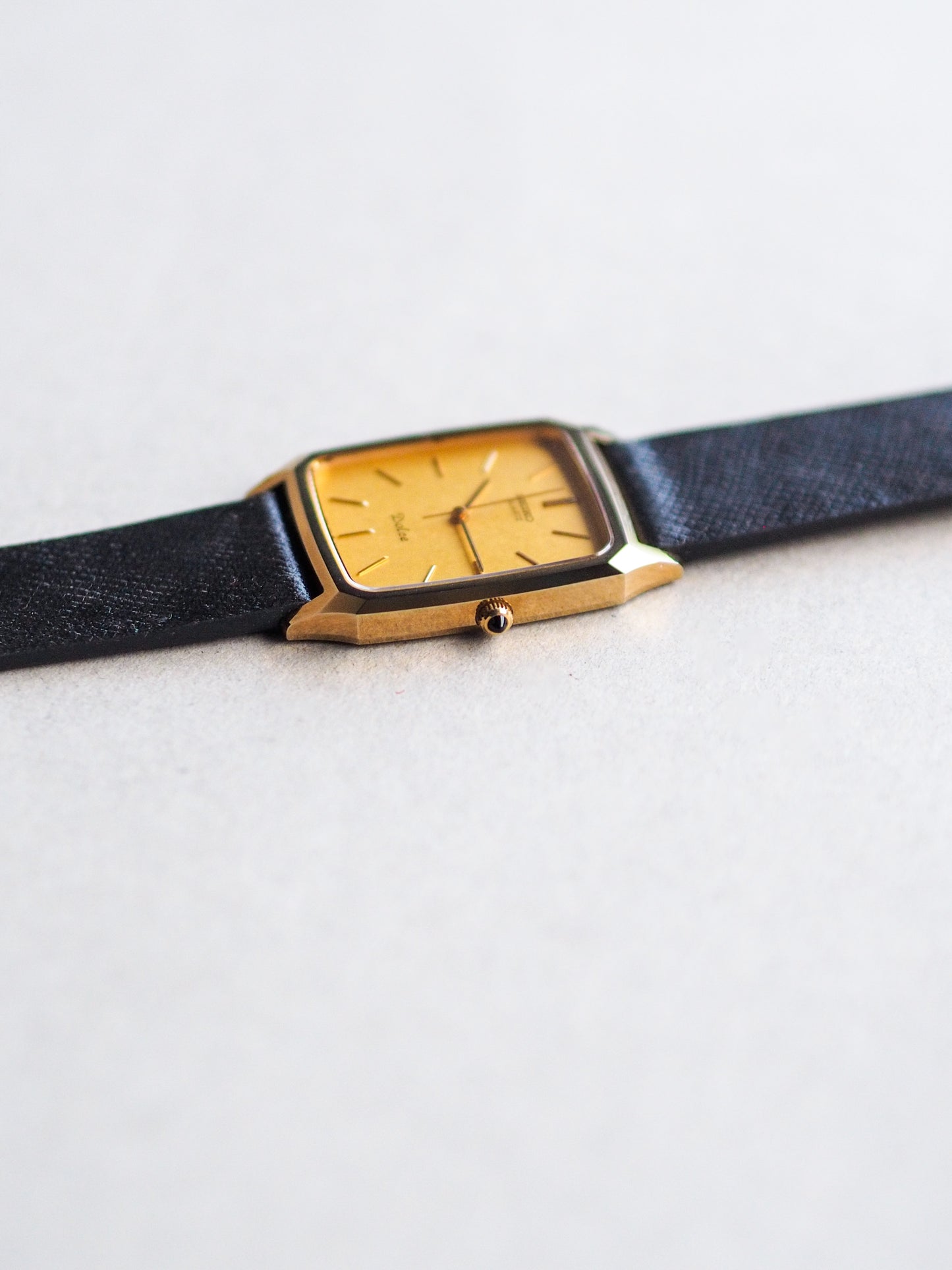 Seiko Dolce 7731-5040 Tank NSCG Gold Textured Dial