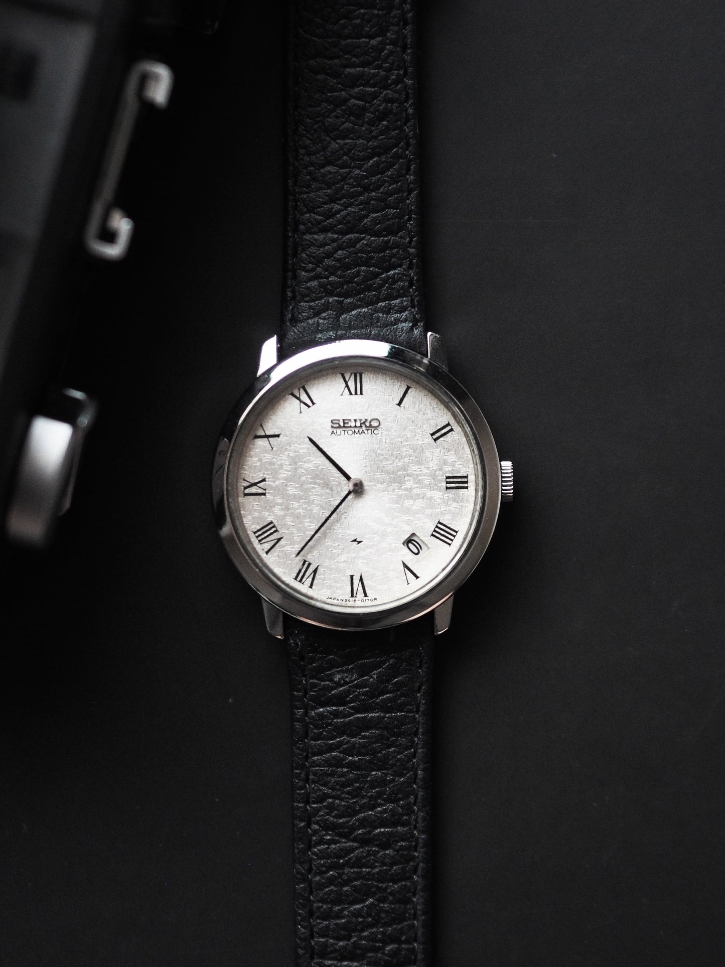 Seiko Chariot Automatic 2418-0030 Hi-Beat Silver Textured Dial