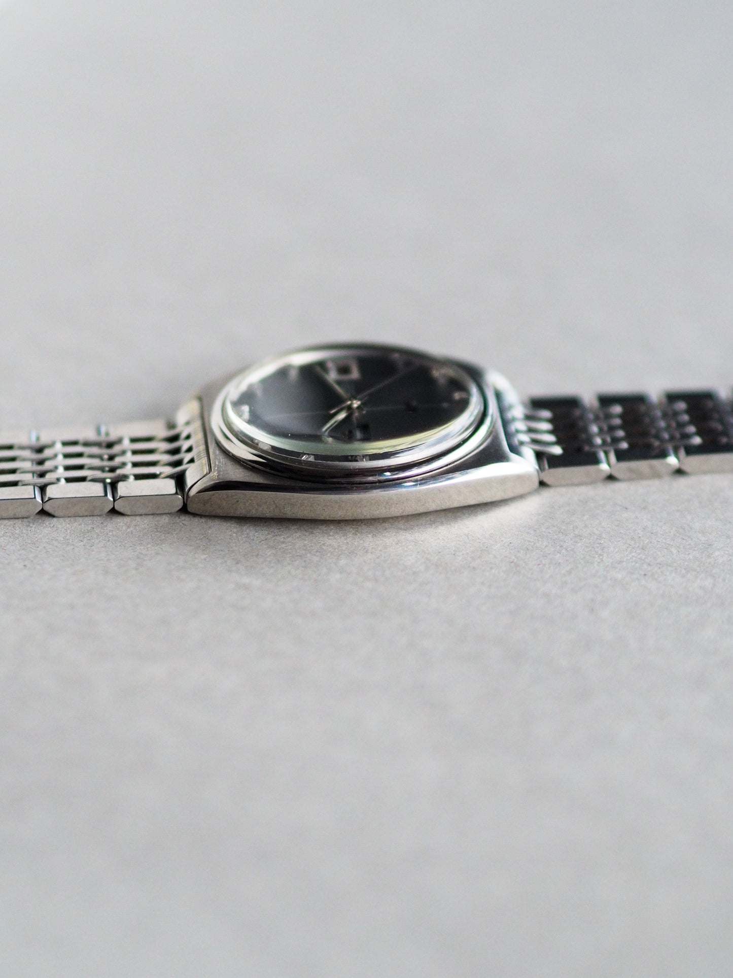 Seiko LM 5606-7050 Lord Matic Gray Crosshair Sunburst Dial