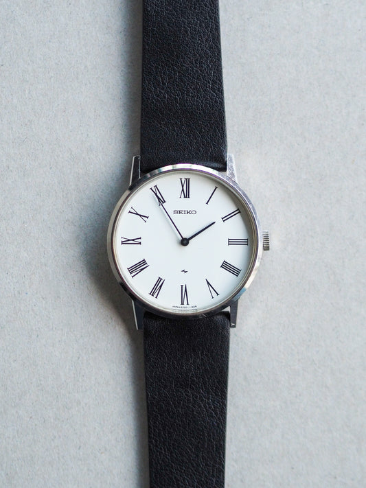 Seiko Chariot 2220-0430 Enamel White Roman Dial