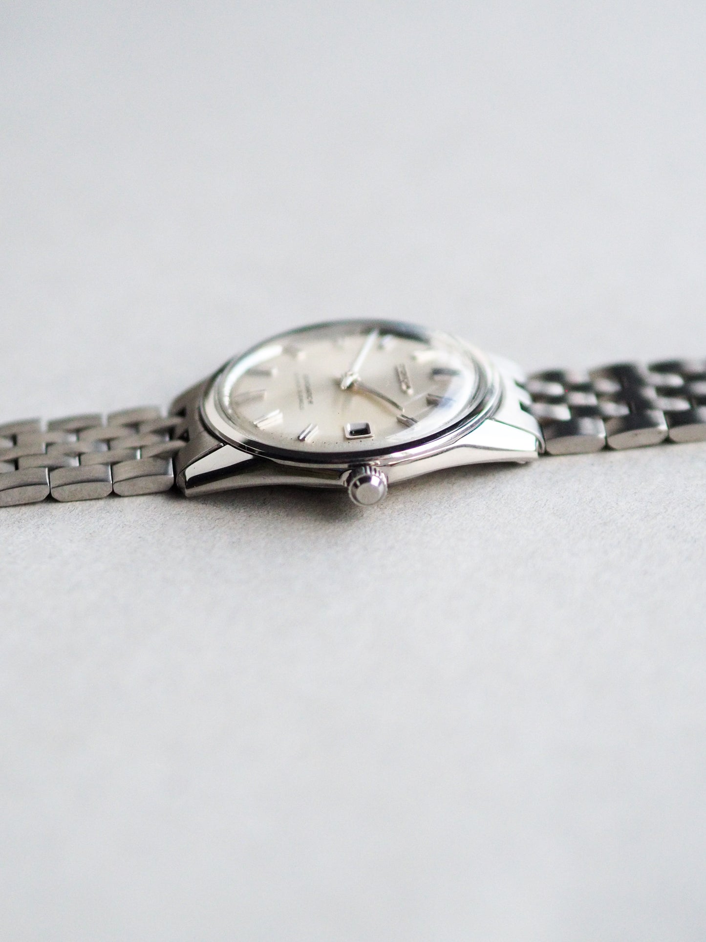 Seiko Seikomatic-R 8305-8030 Silver Sunburst Dial