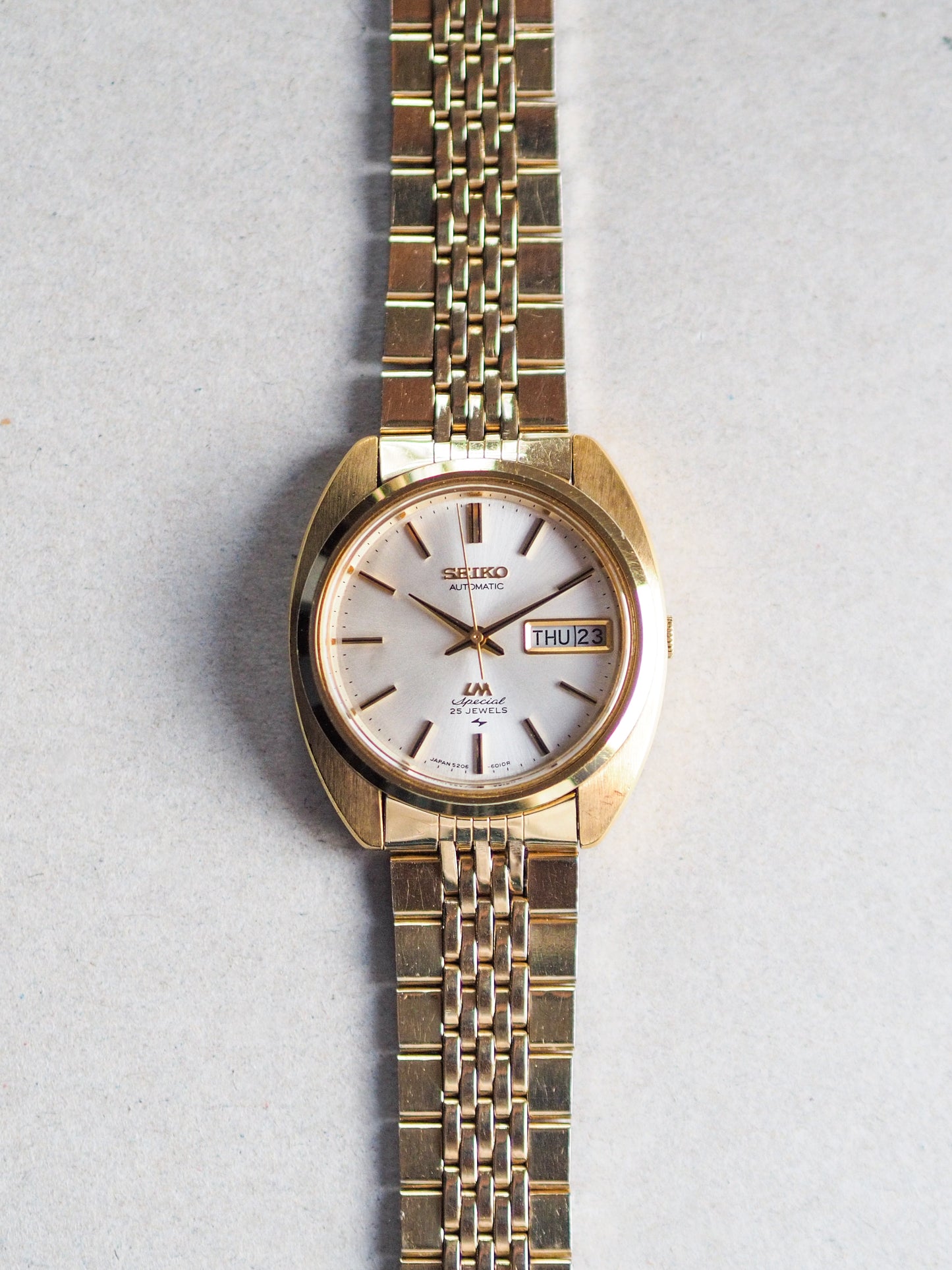 Seiko LM 5206-6030 Lord Matic Special SGP White Sunburst Dial