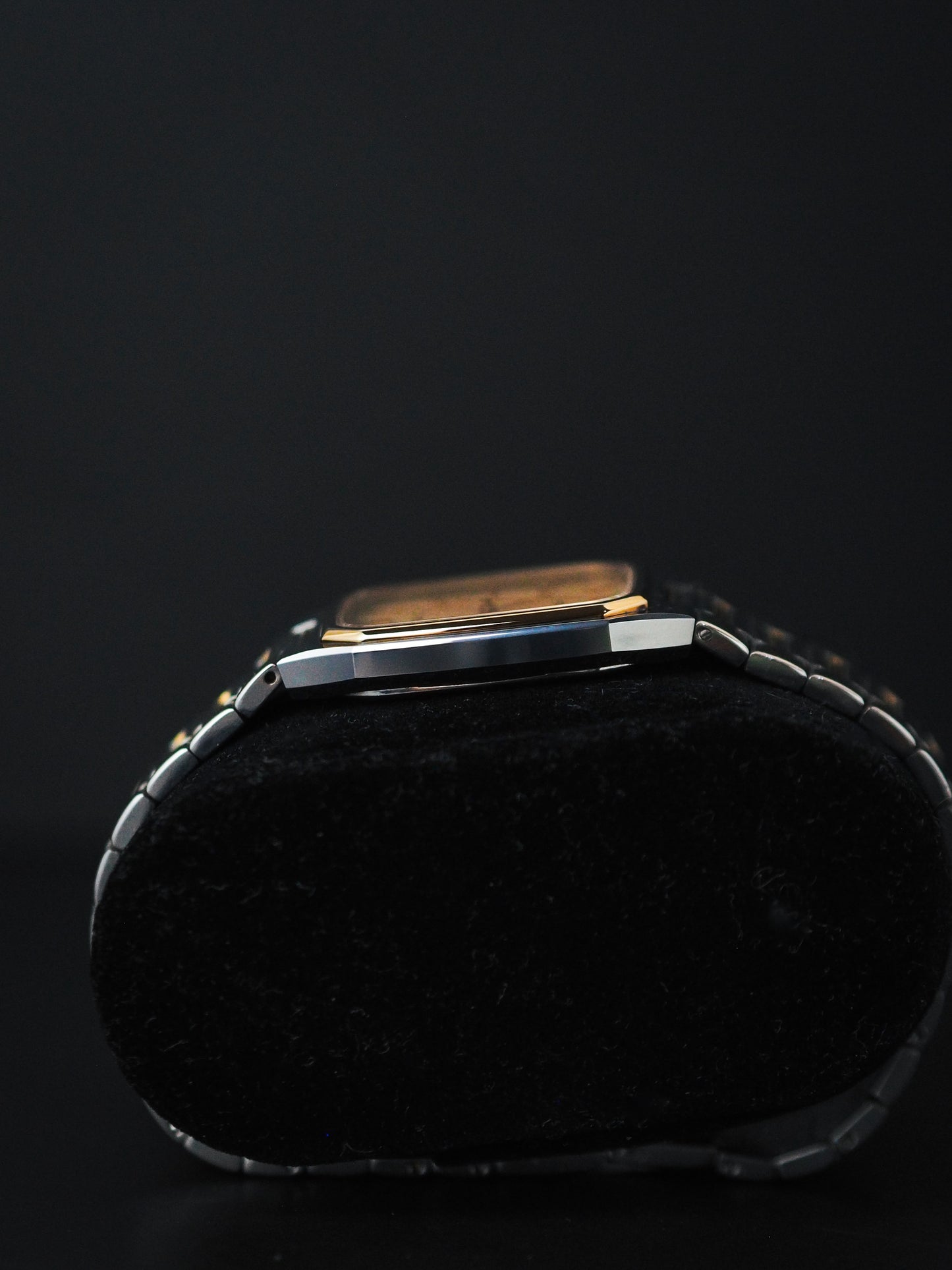 Seiko Dolce 8N41-5140 Tank Tungsten Carbide Creamy Sand Textured Dial