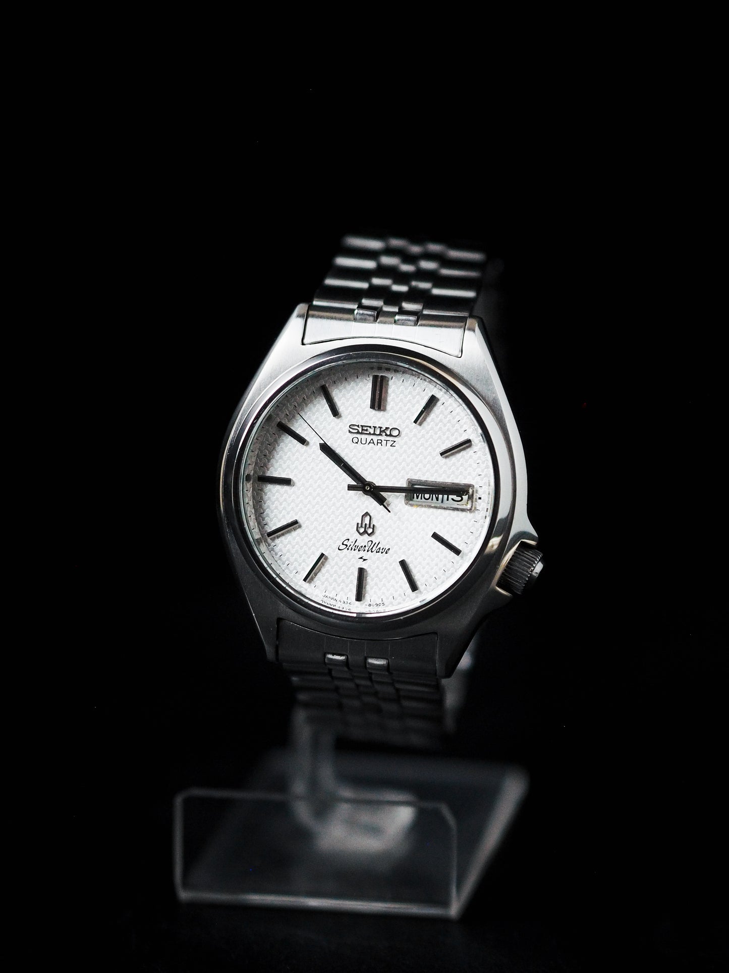 Seiko Quartz 4336-8090 Silverwave White Waffle Dial