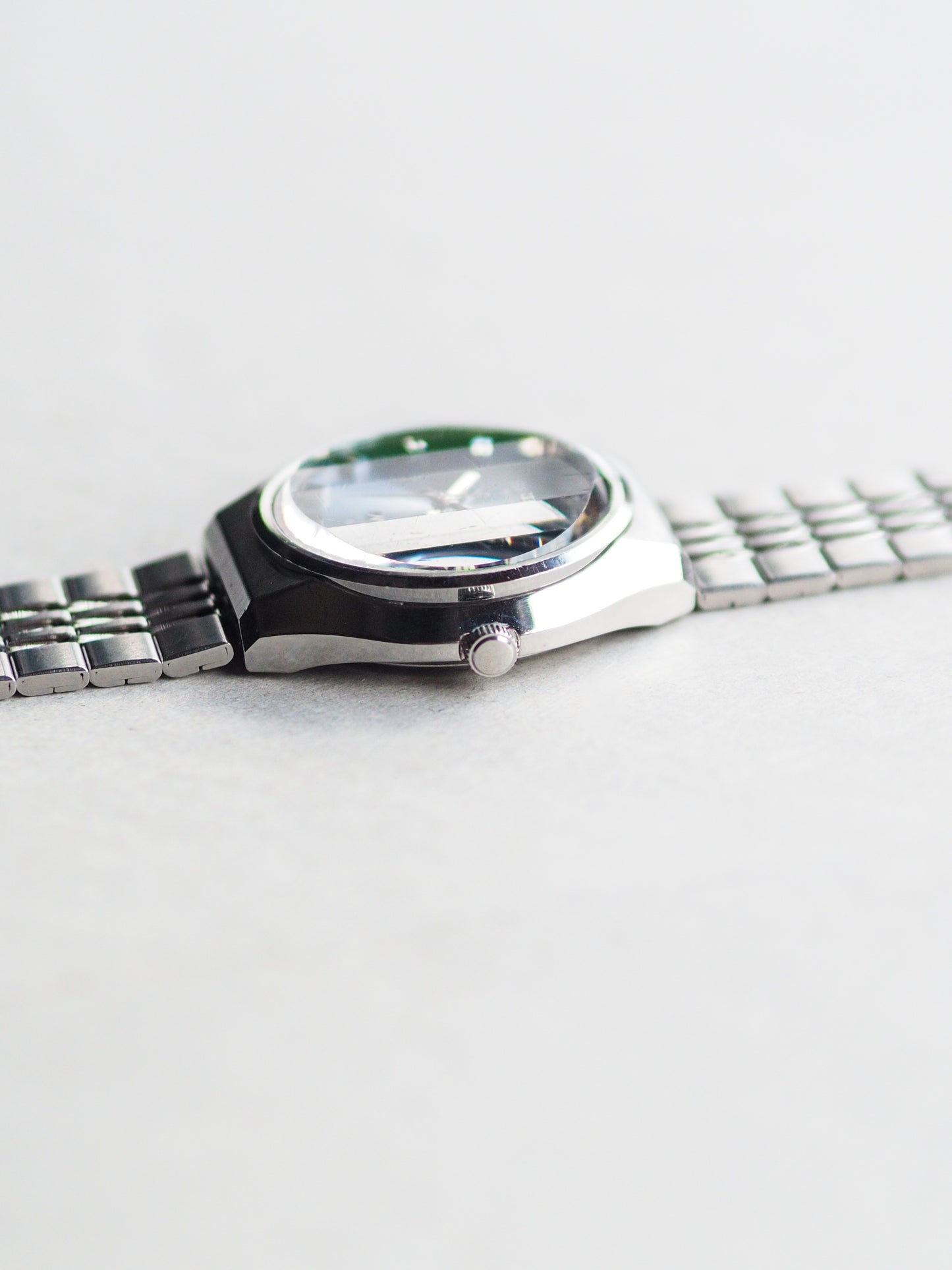 Seiko LM 5606-8061 Lord Matic Faceted Crystal Blue Radial Sunburst Dial