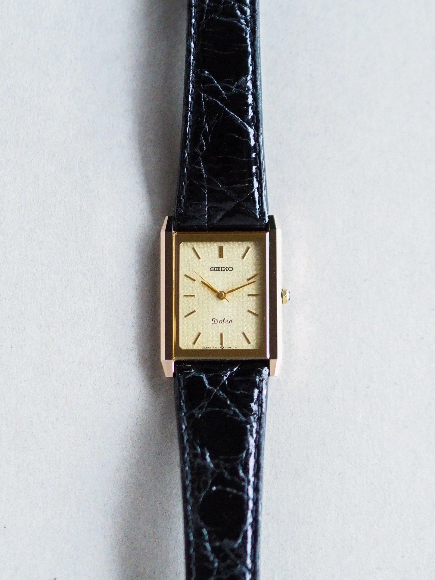 Seiko Dolce 7321-6170 Tank Tungsten Carbide Two Tone Champagne Textured Dial