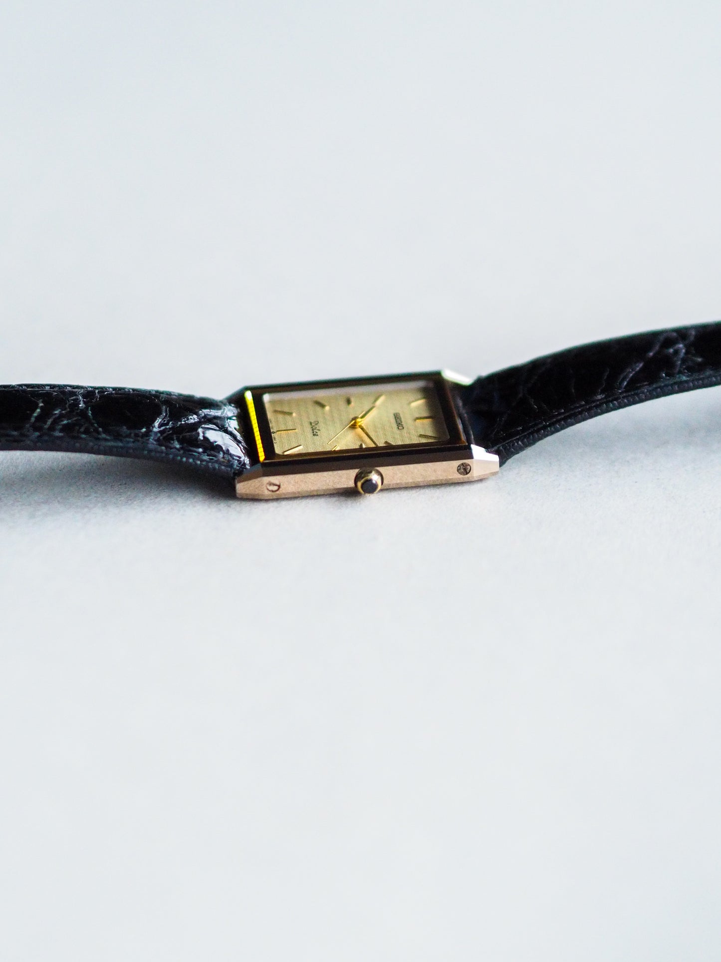 Seiko Dolce 7321-6170 Tank Tungsten Carbide Two Tone Champagne Textured Dial