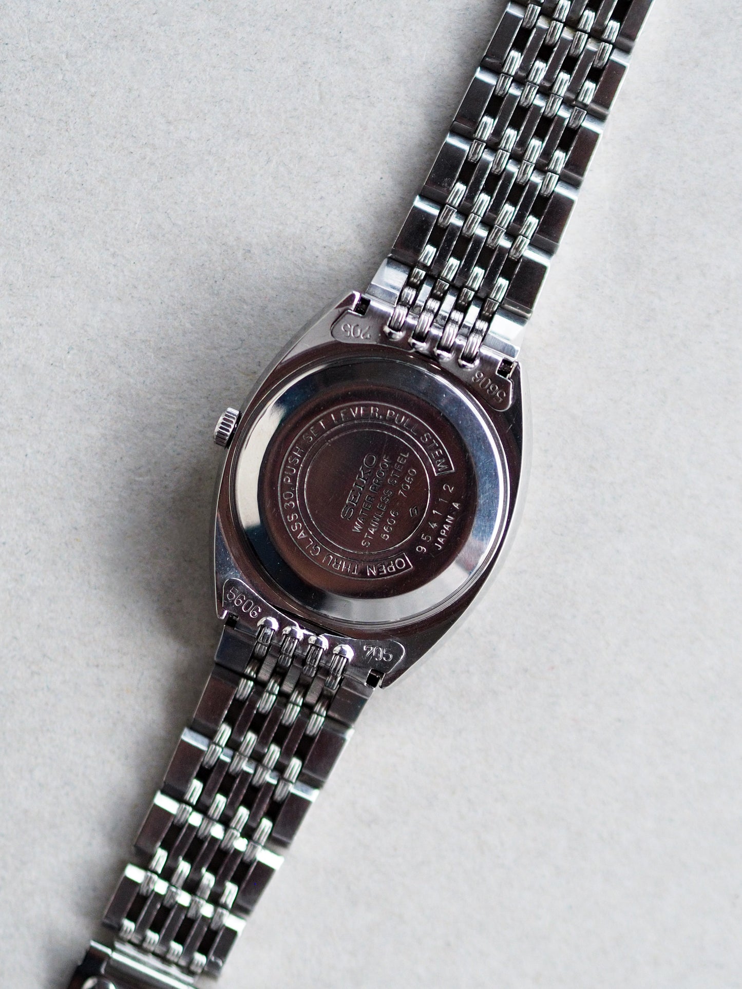 Seiko LM 5606-7050 Lord Matic Gray Crosshair Sunburst Dial