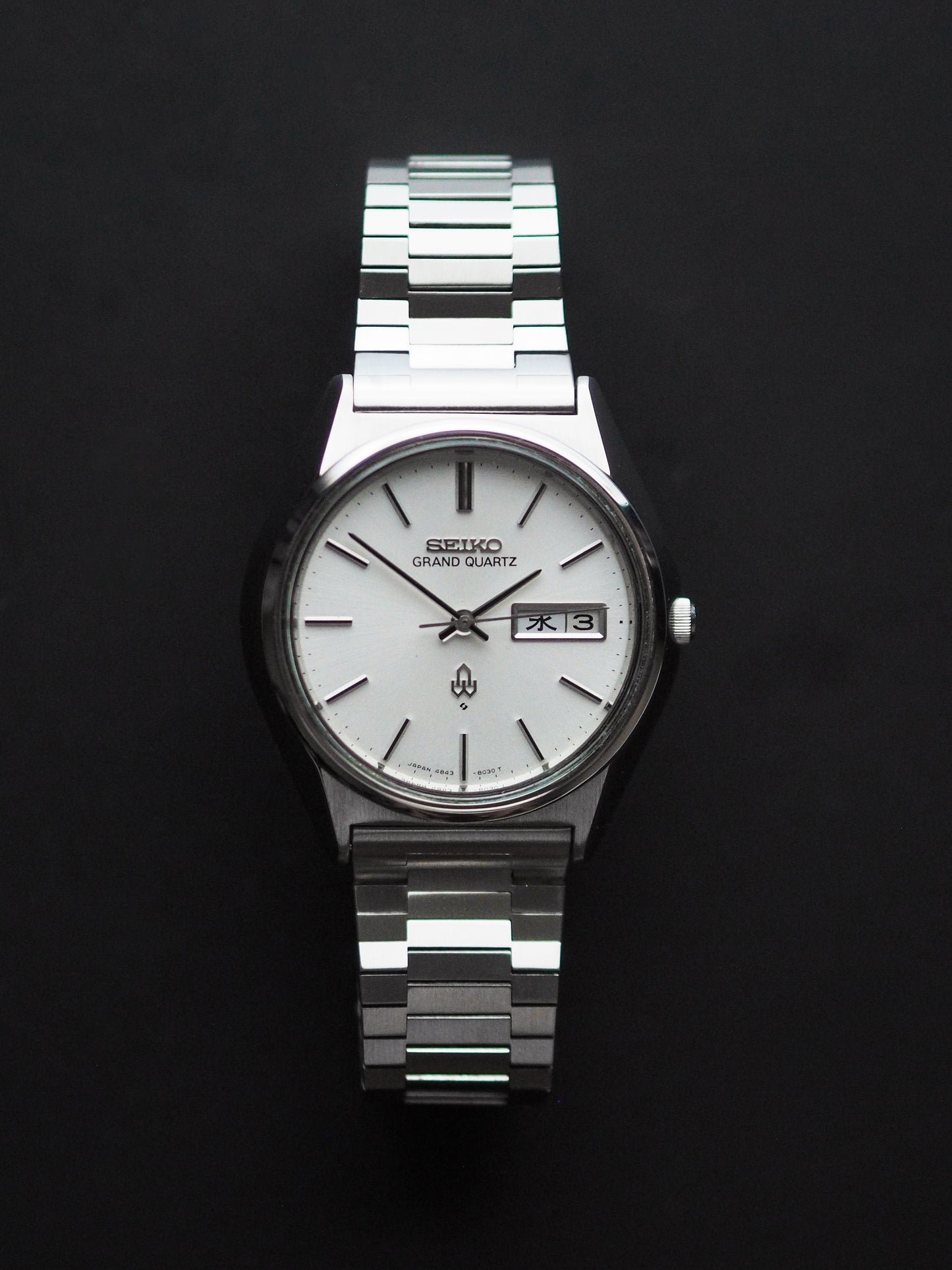 Seiko Grand Quartz 4843-8001 White Linen Sunburst Dial