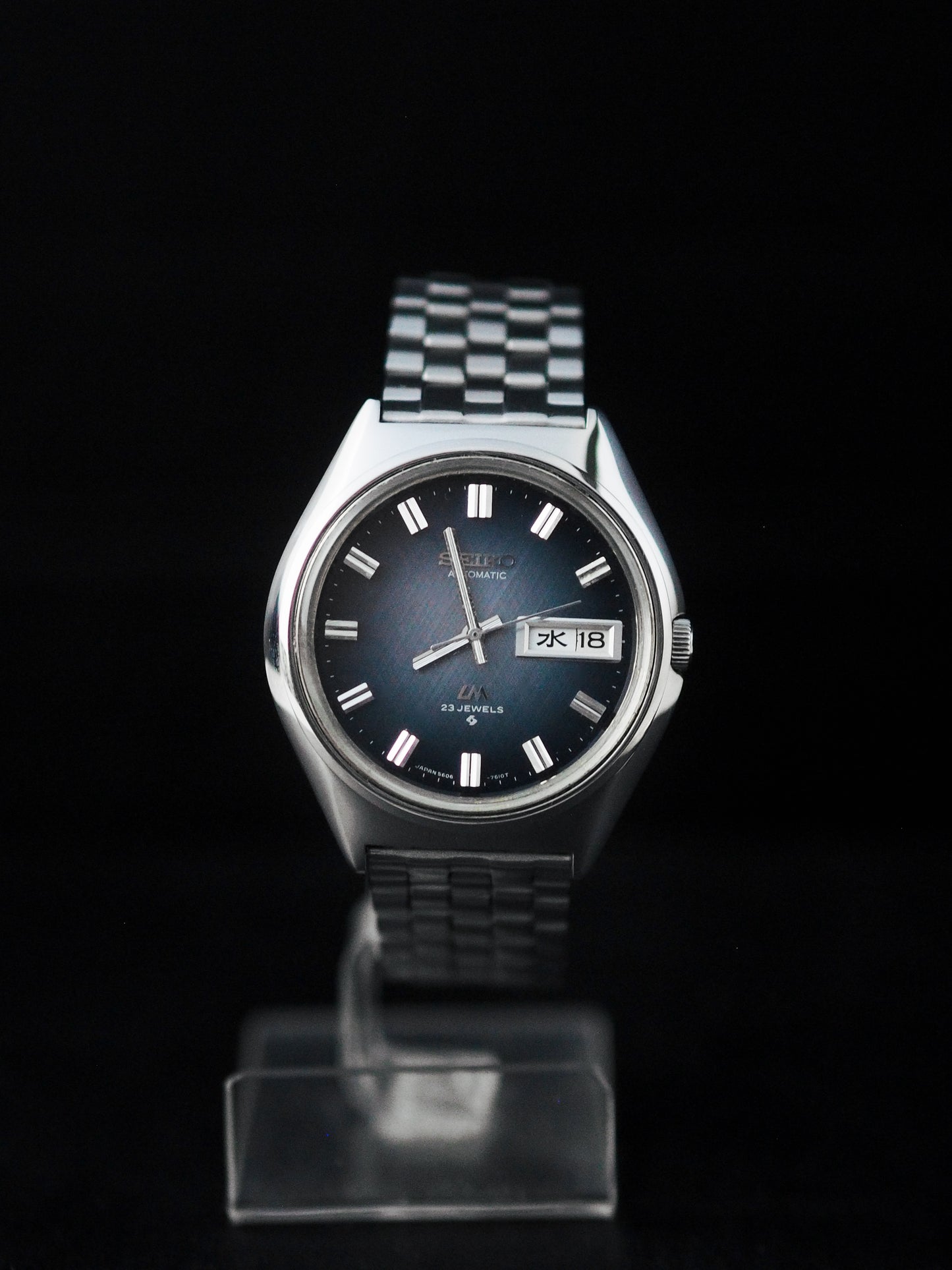 Seiko LM 5606-7260 Lord Matic Blue Radiant Linen Dial