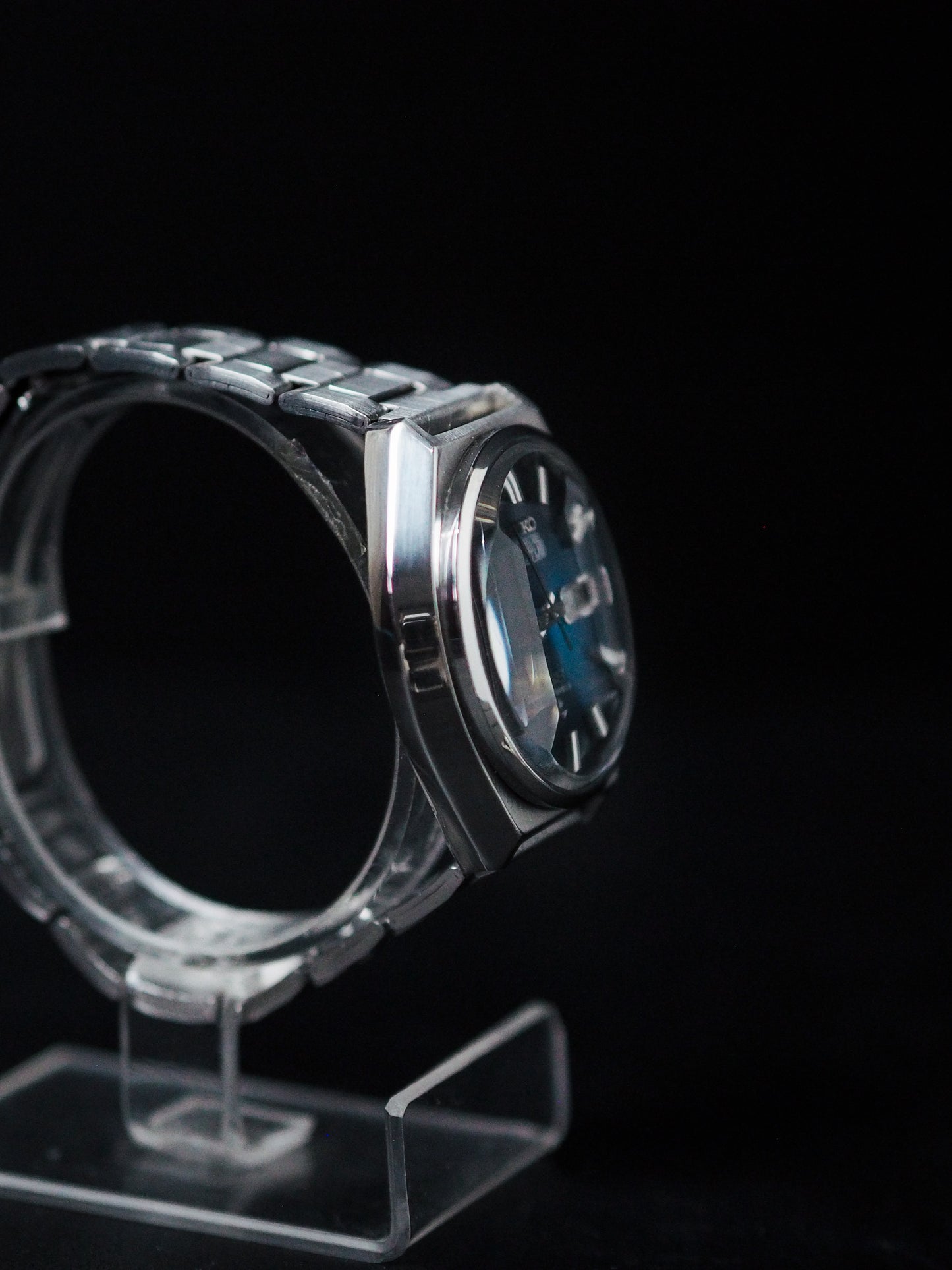 Seiko 5 Actus SS 6106-8690 JDM Rare Faceted Crystal Dark Blue Sunburst Dial