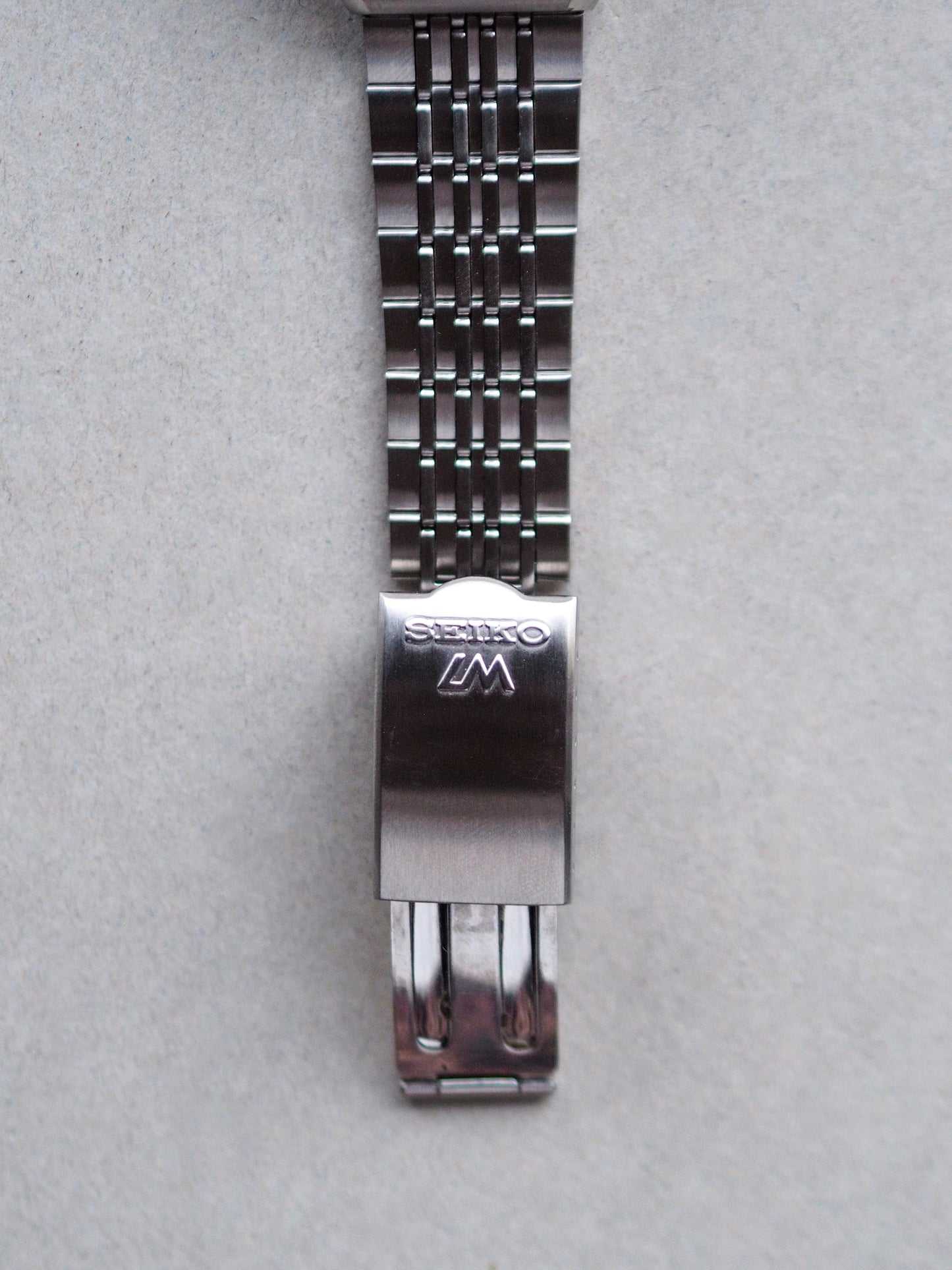 Seiko LM 5606-7320 Lord Matic Faceted Crystal Green Radial Sunburst Dial