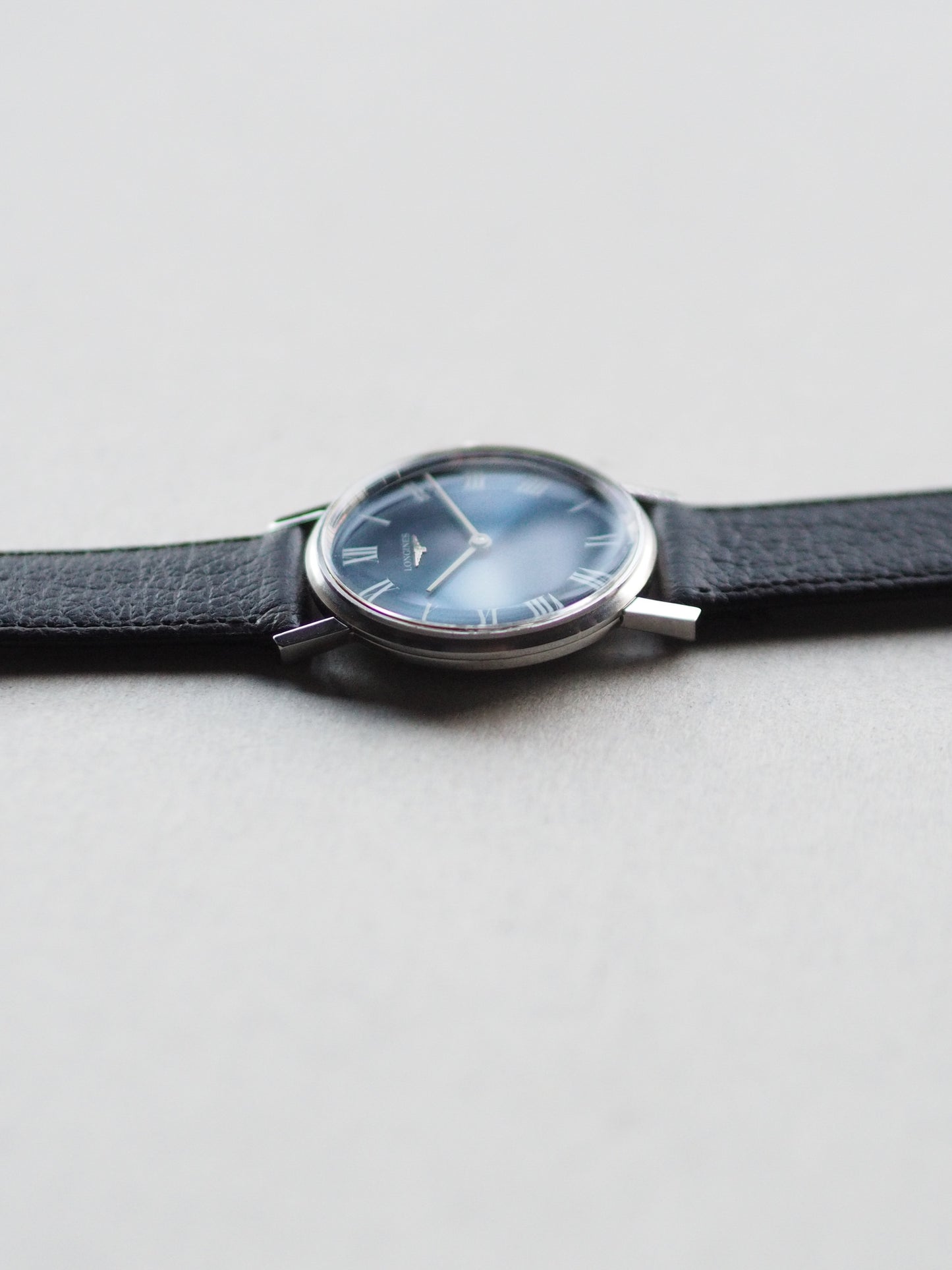 Longines 16 306885 / 7821 8 Manual Winding Blue Sunburst Roman Dial