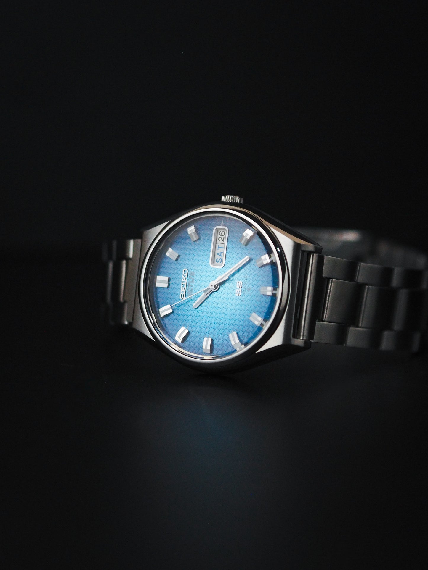 Seiko Actus SS 6306-8030 Blue Shuriken Wave Textured Dial